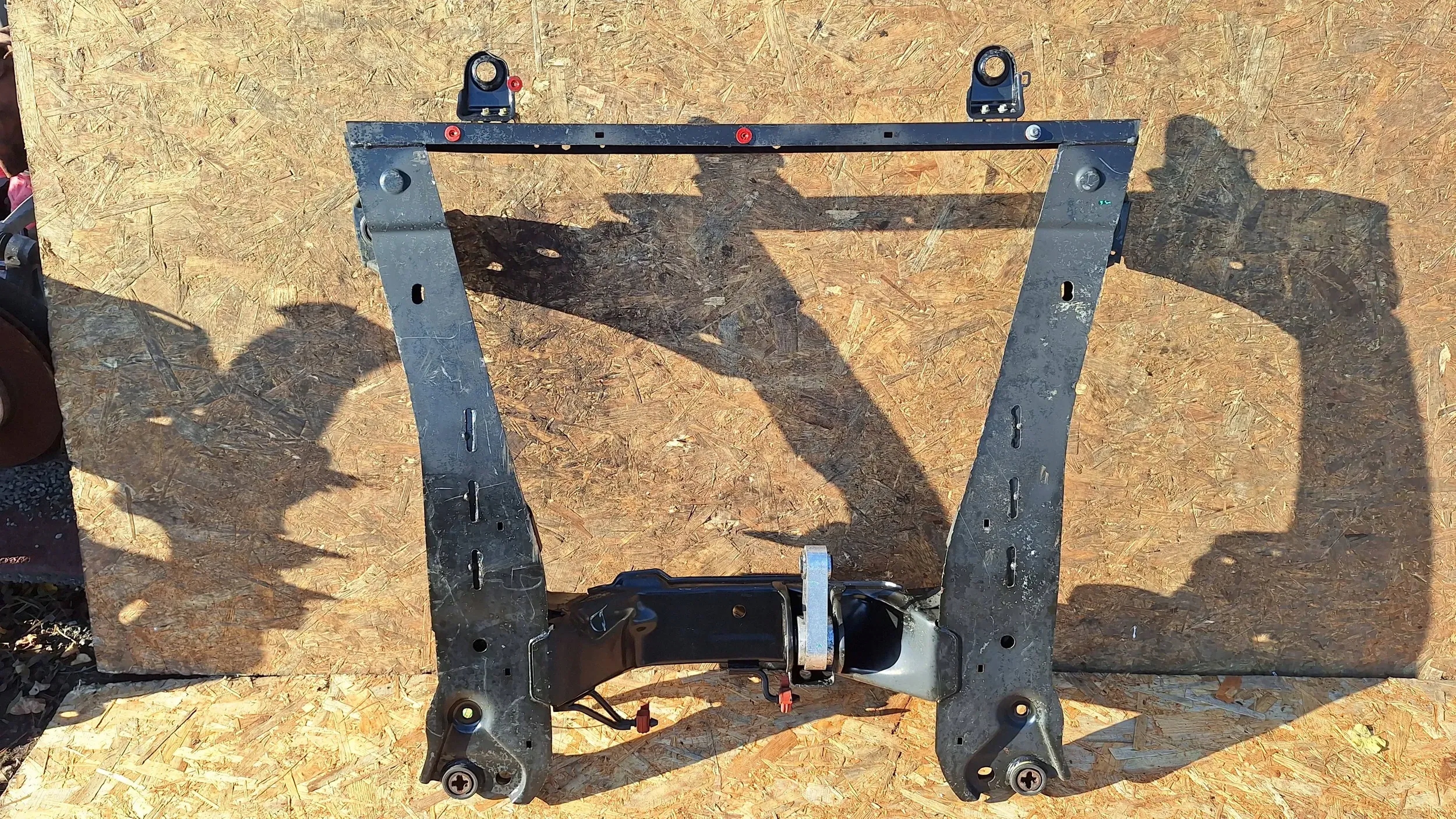 subframe axle beam sider front 1S71-5A204-DE FORD MONDEO MK3