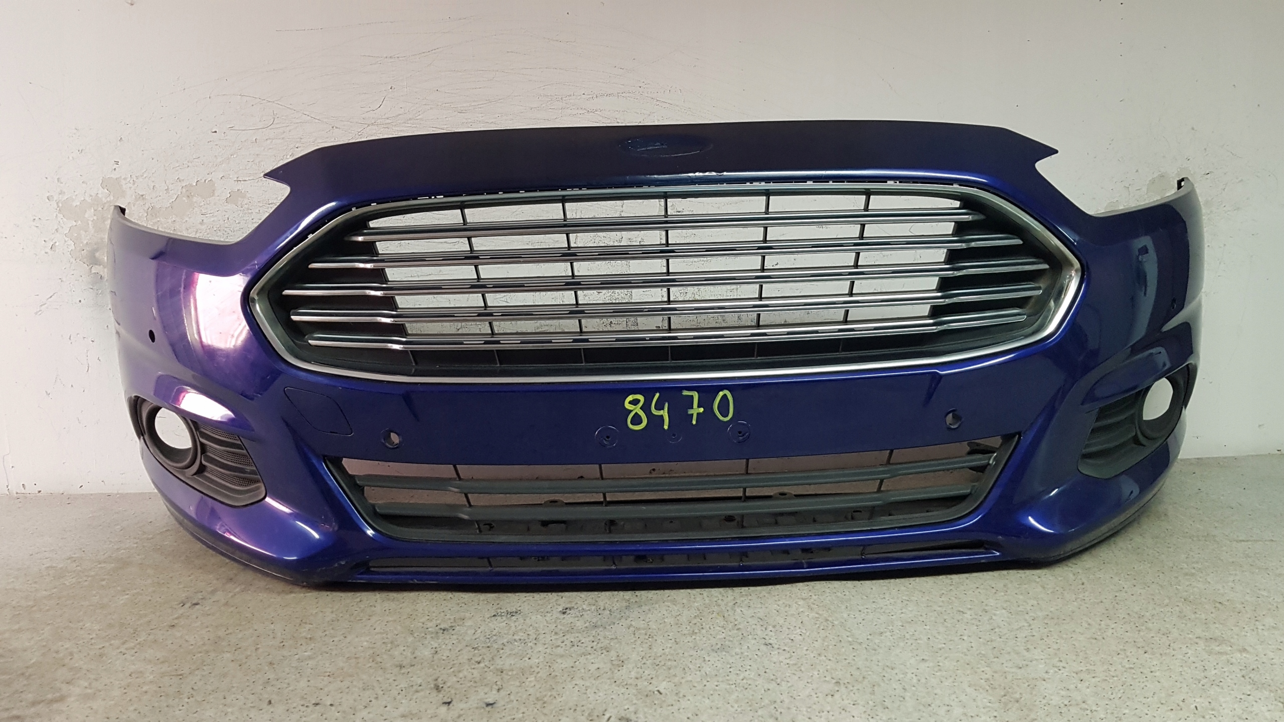 FORD MONDEO MK5 2014 - nárazník předek 8470