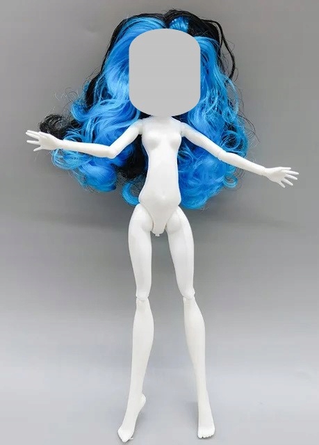 LALKA MONSTER HIGH STRASZYCIÓŁKA W TRAMPKACH Model Clawd Wolf