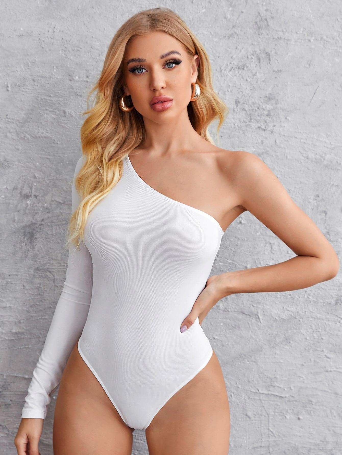 BODY ASYMETRYCZNE BIAŁE PRĄŻKI SHEIN 44