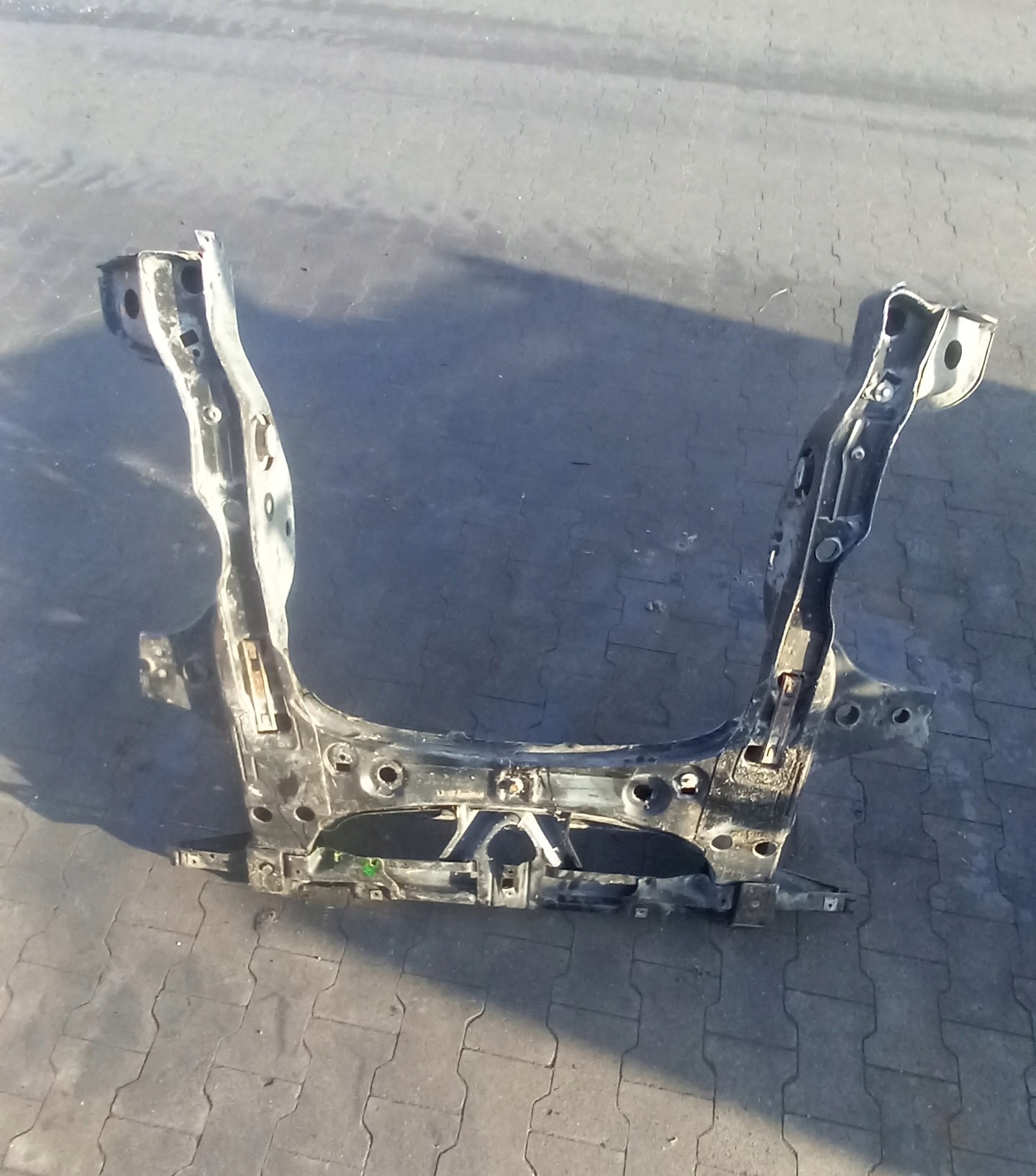 axle beam TRAWERS MERCEDES-BENZ A class W 169