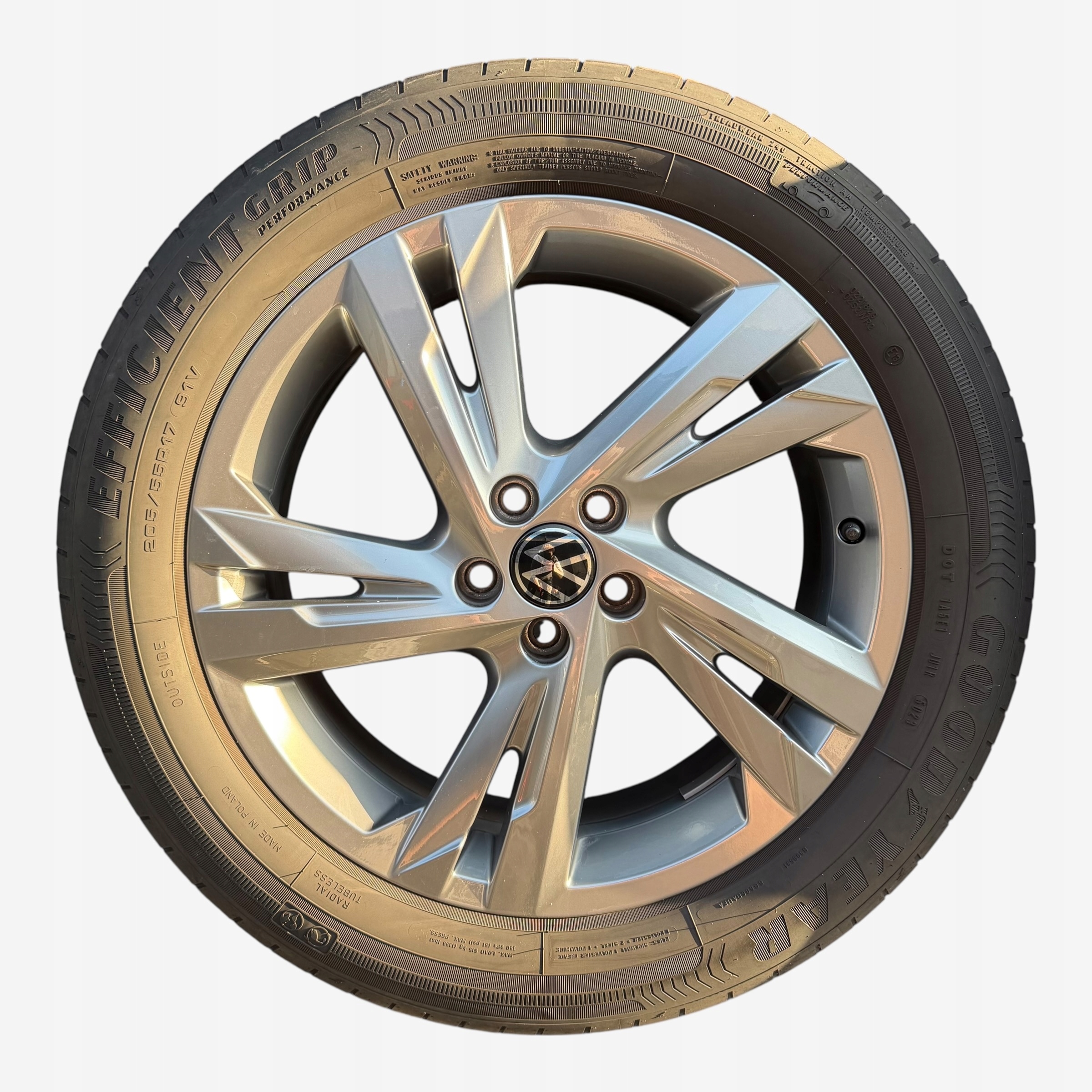 discs wheels tyres VOLKSWAGEN TAIGO 205/55/17" 5MM summer