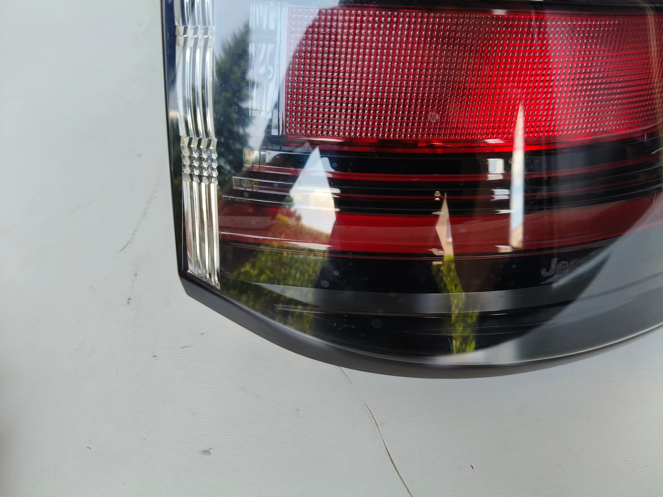 light right rear JEEP COMPASS II 20- LIFT T40