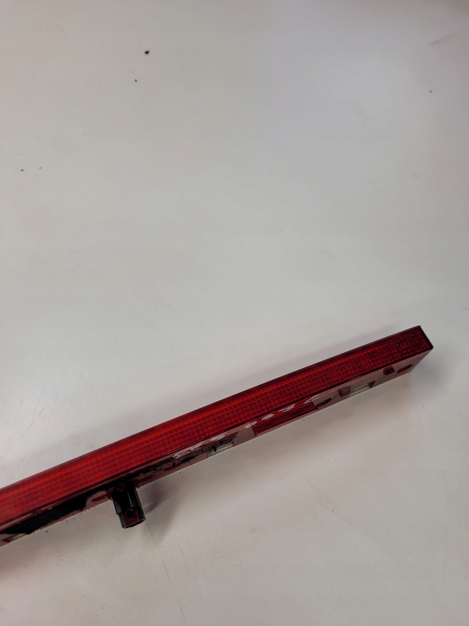 light STOP TRZECIE AUDI A4 B7 sedan 8E5945097C