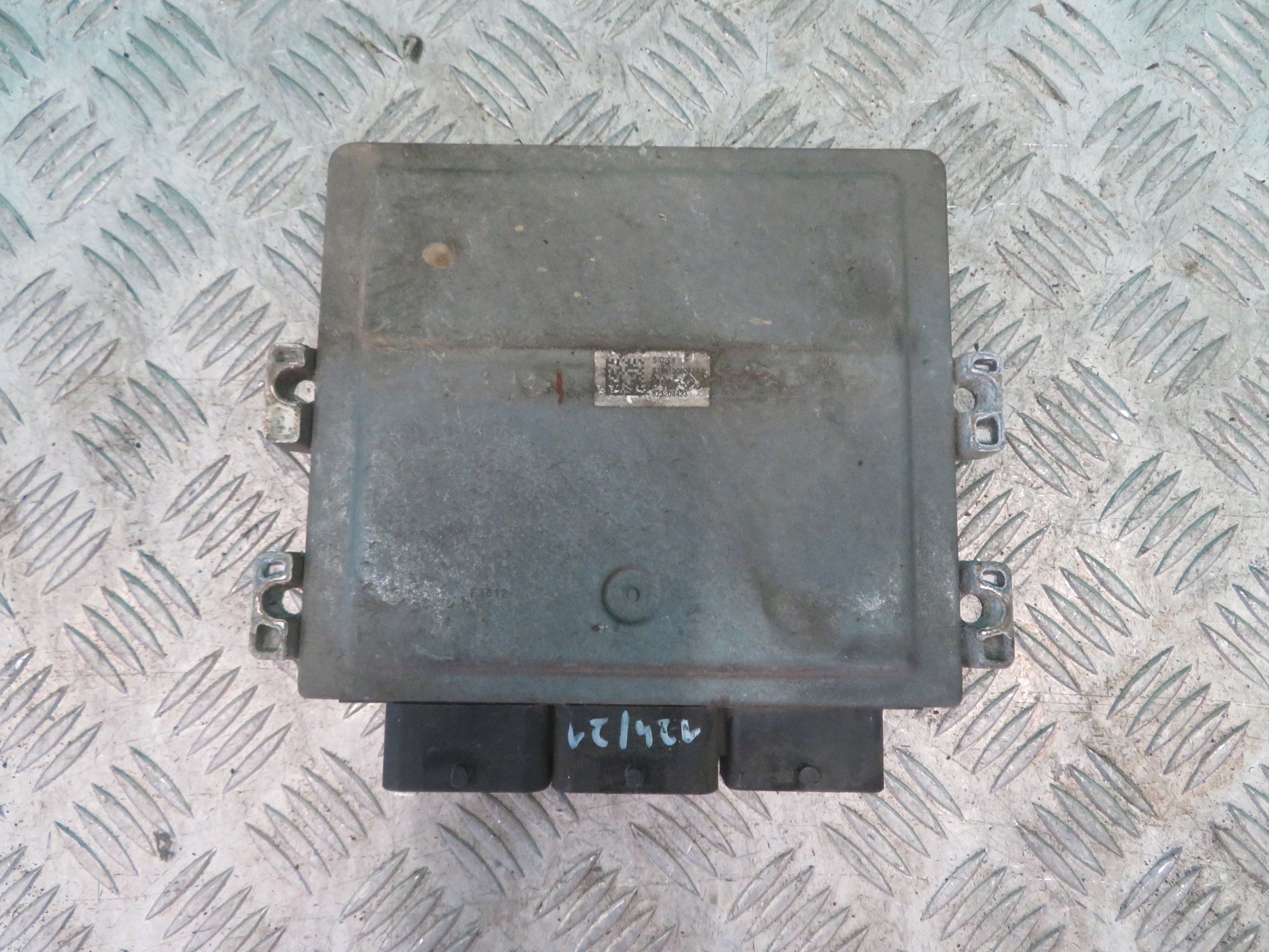 computer control unit of the engine BOXER JUMPER DUCATO 13R 9679061680 S180129101E