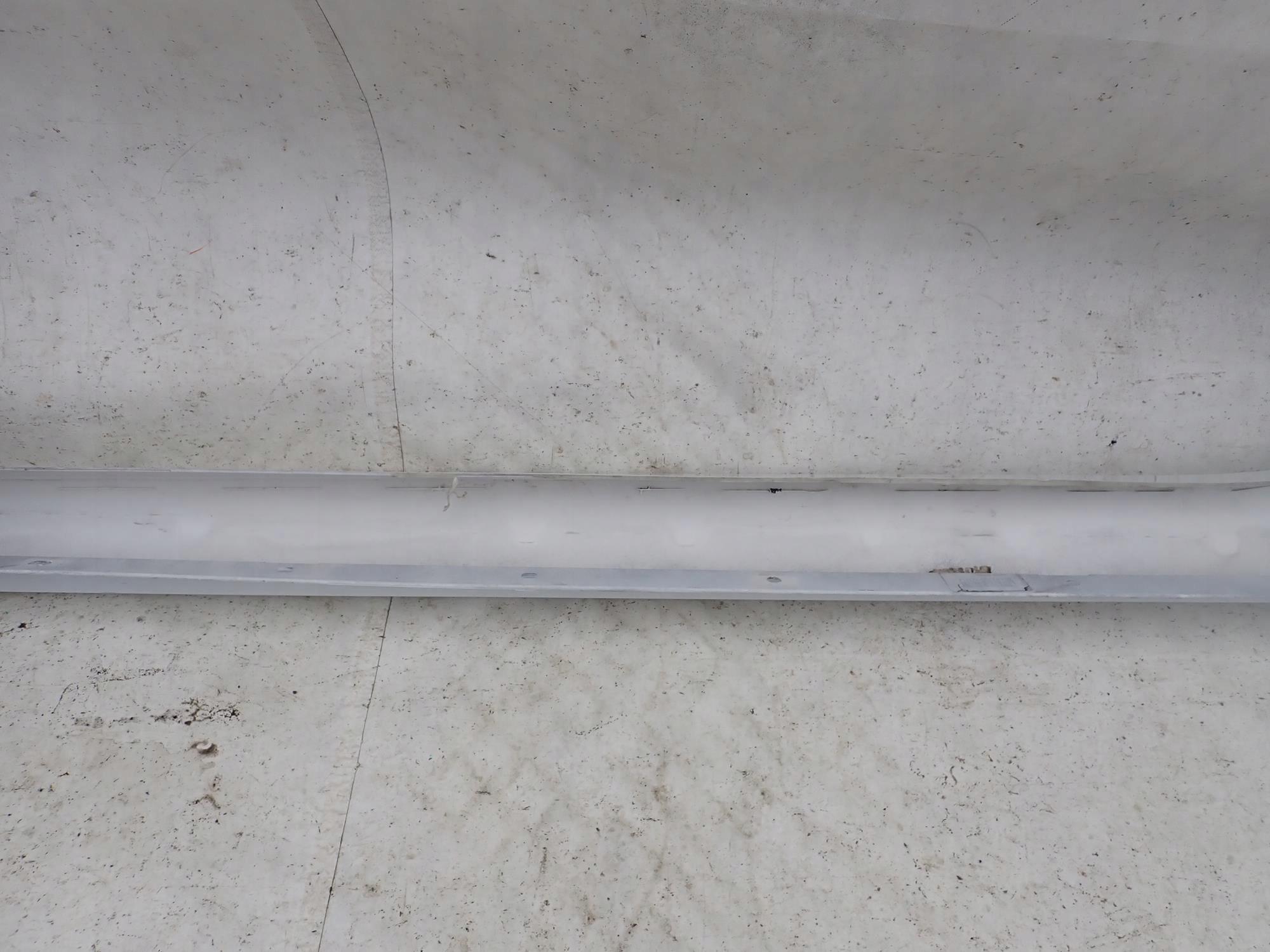 JAGUAR XE 15-> threshold right moulding threshold right