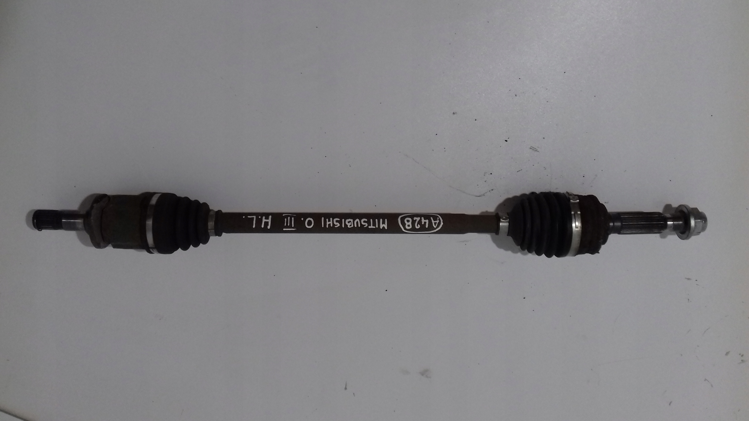 MITSUBISHI OUTLANDER III semi-axis left rear 2.0