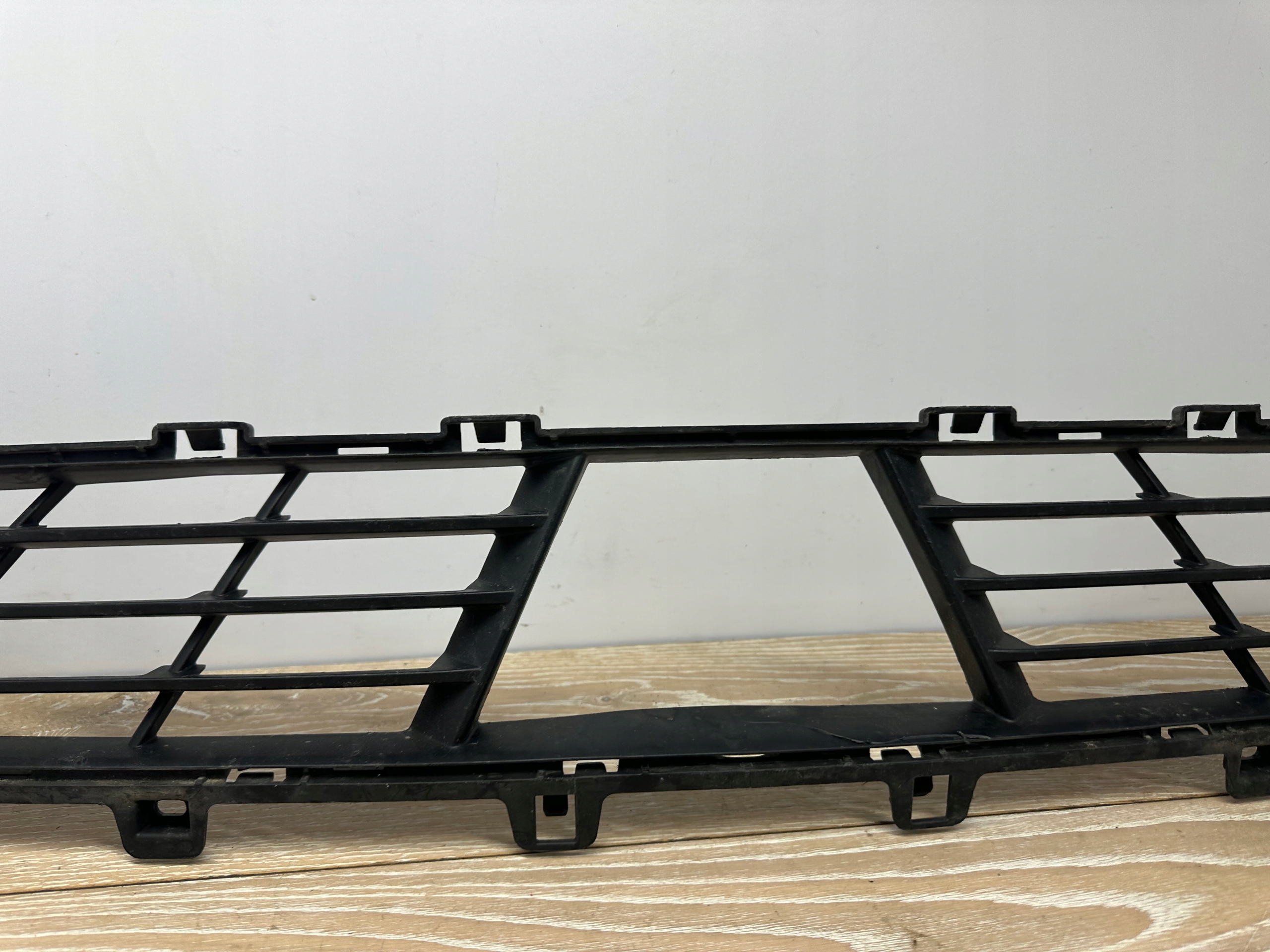 BMW 3 G20 G21 grid central of a bumper front 7464199