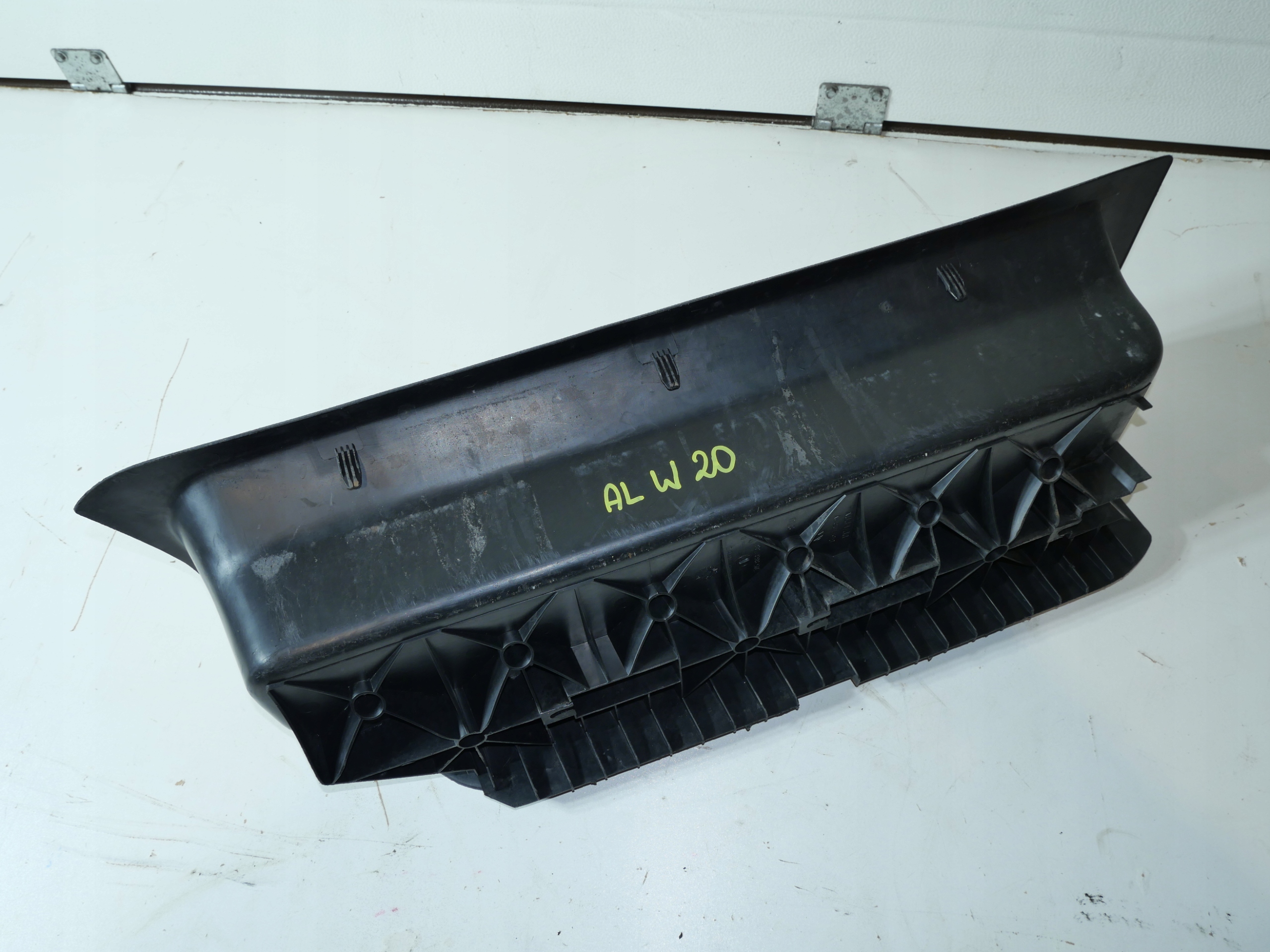 STOPIEN right VW TRANSPORTER T4 705863736B