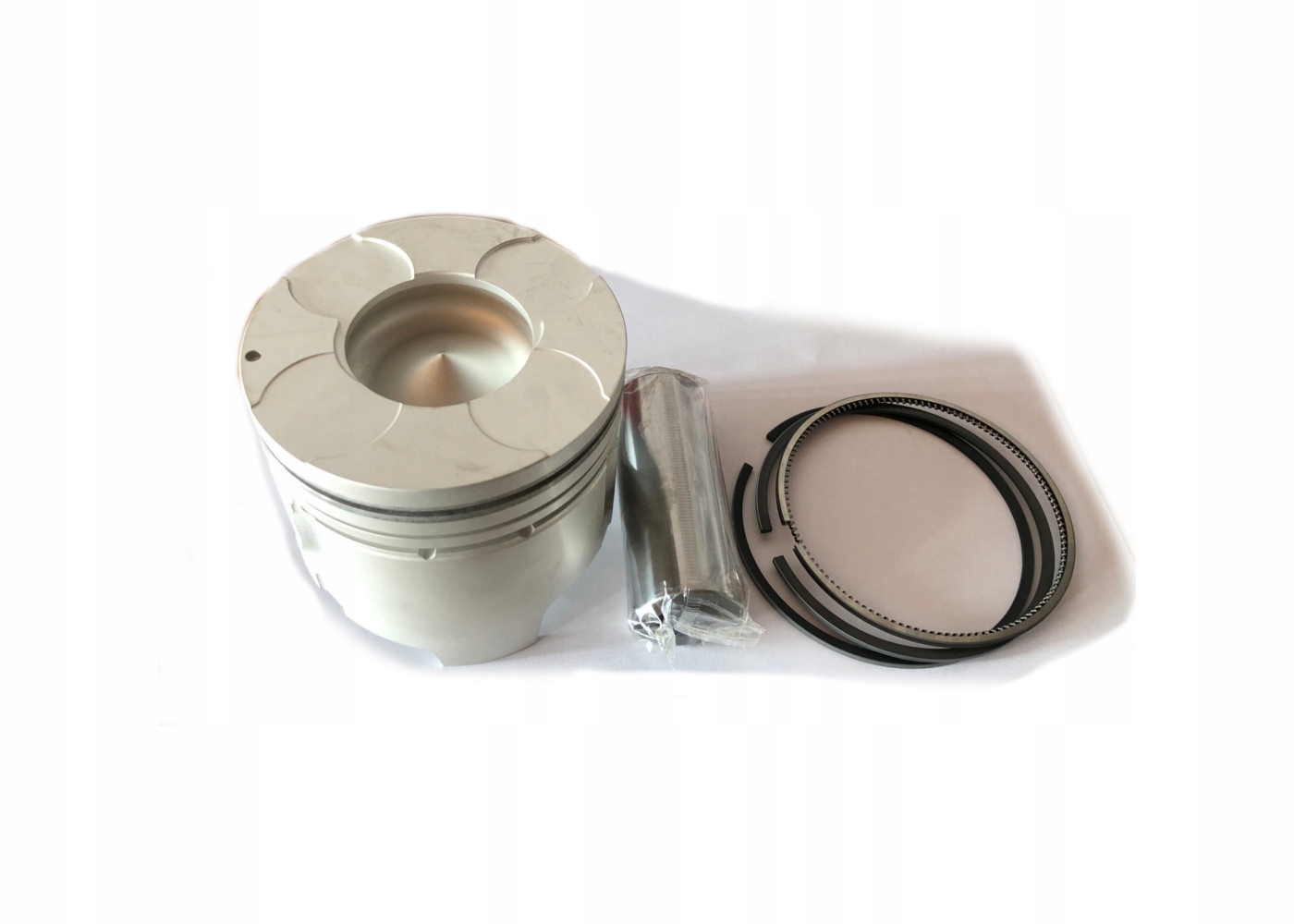 TL0122-50 - Поршень 4pcs +0.50 Mitsubishi Canter 3.0 TD 4m42 dire