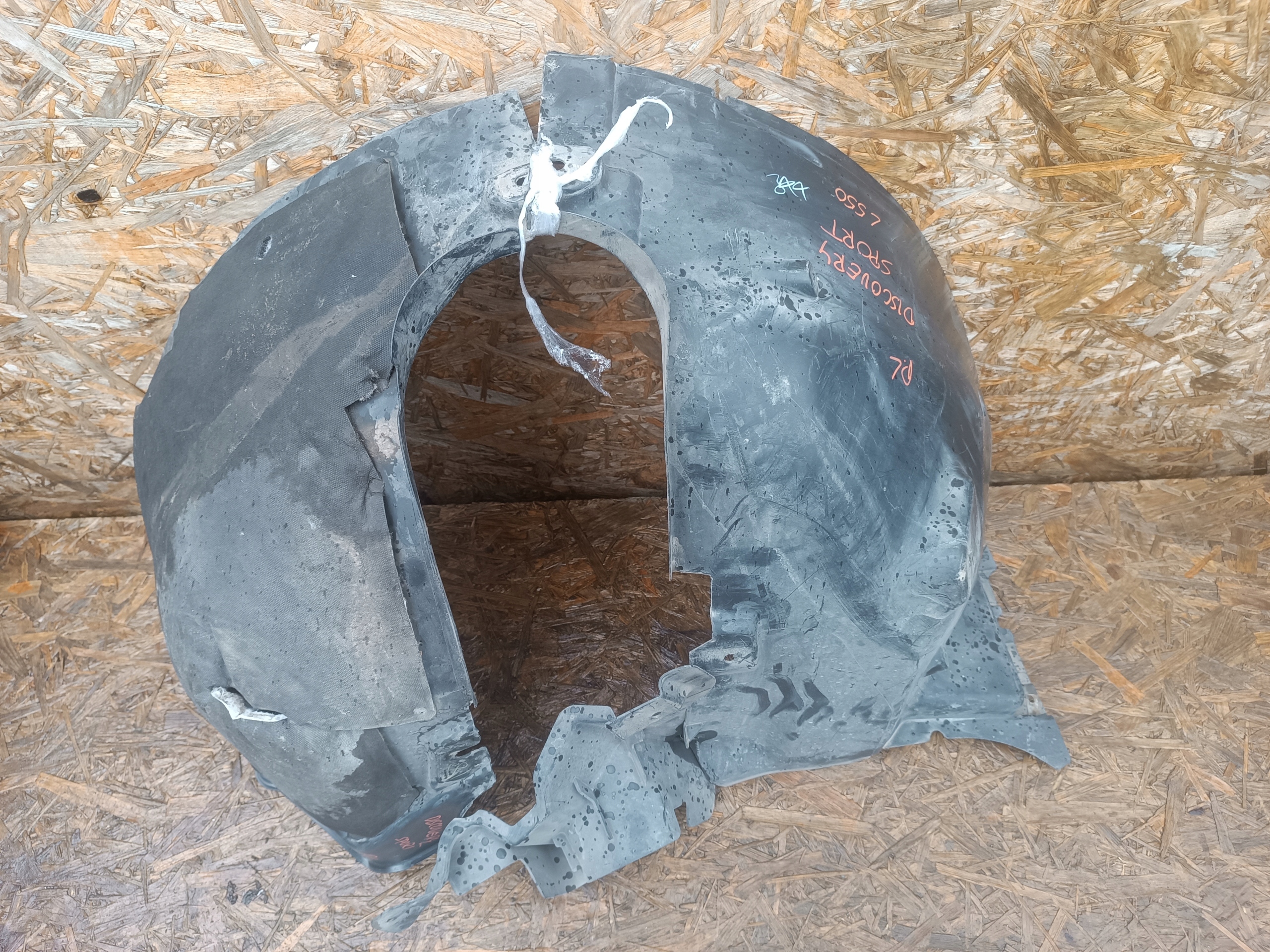 mudguard front left LAND ROVER DISCOVERY SPORT L550