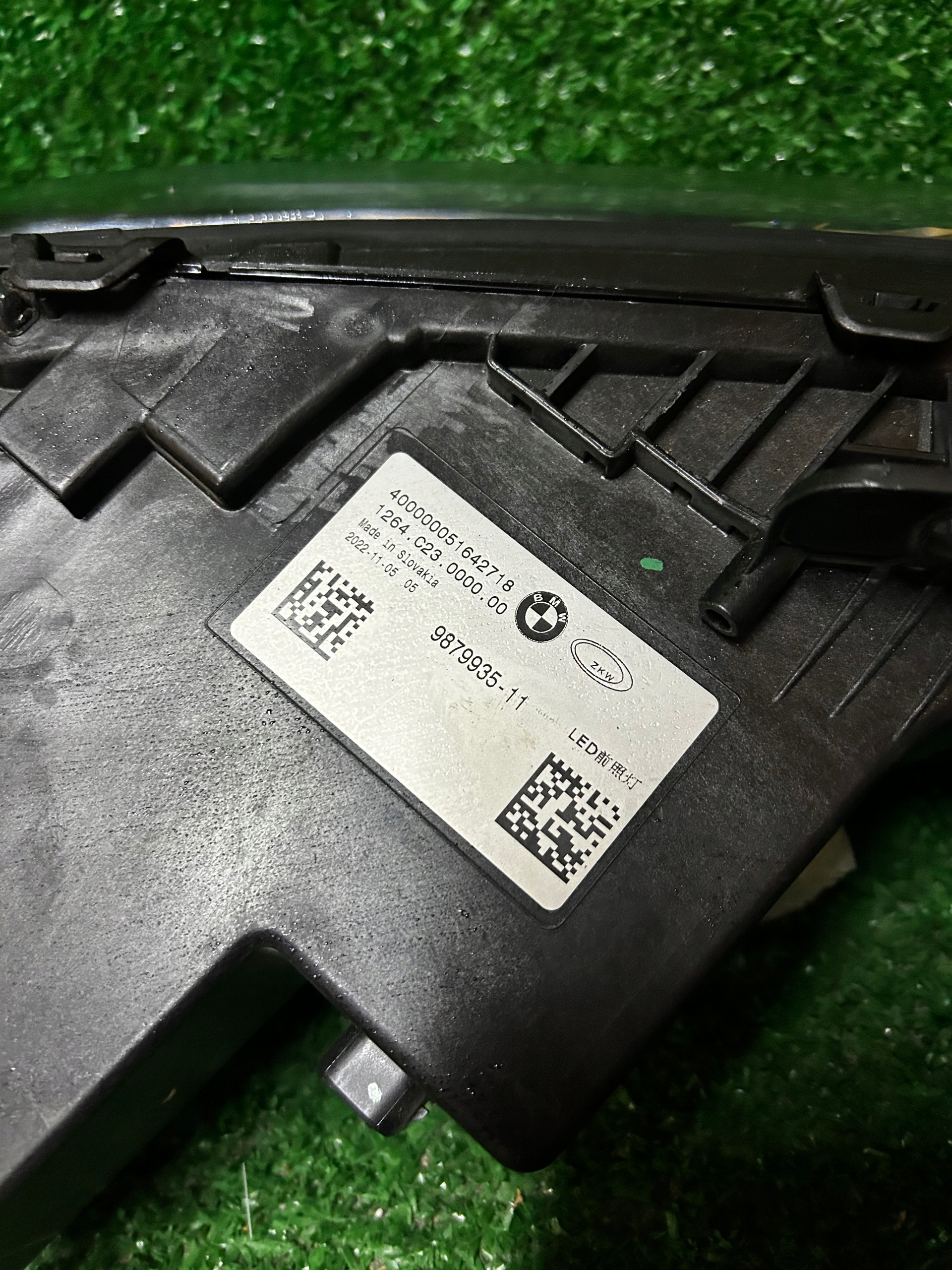 DRL left BMW 7 G70 9879935-11 NR.532