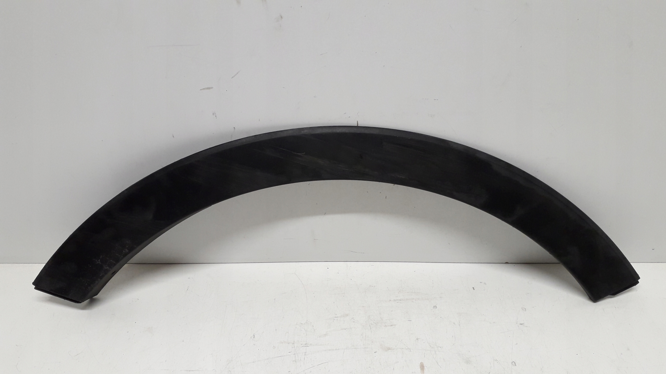 KIA SPORTAGE 3 III LISTWA BŁOTNIKA PRAWY PRZÓD