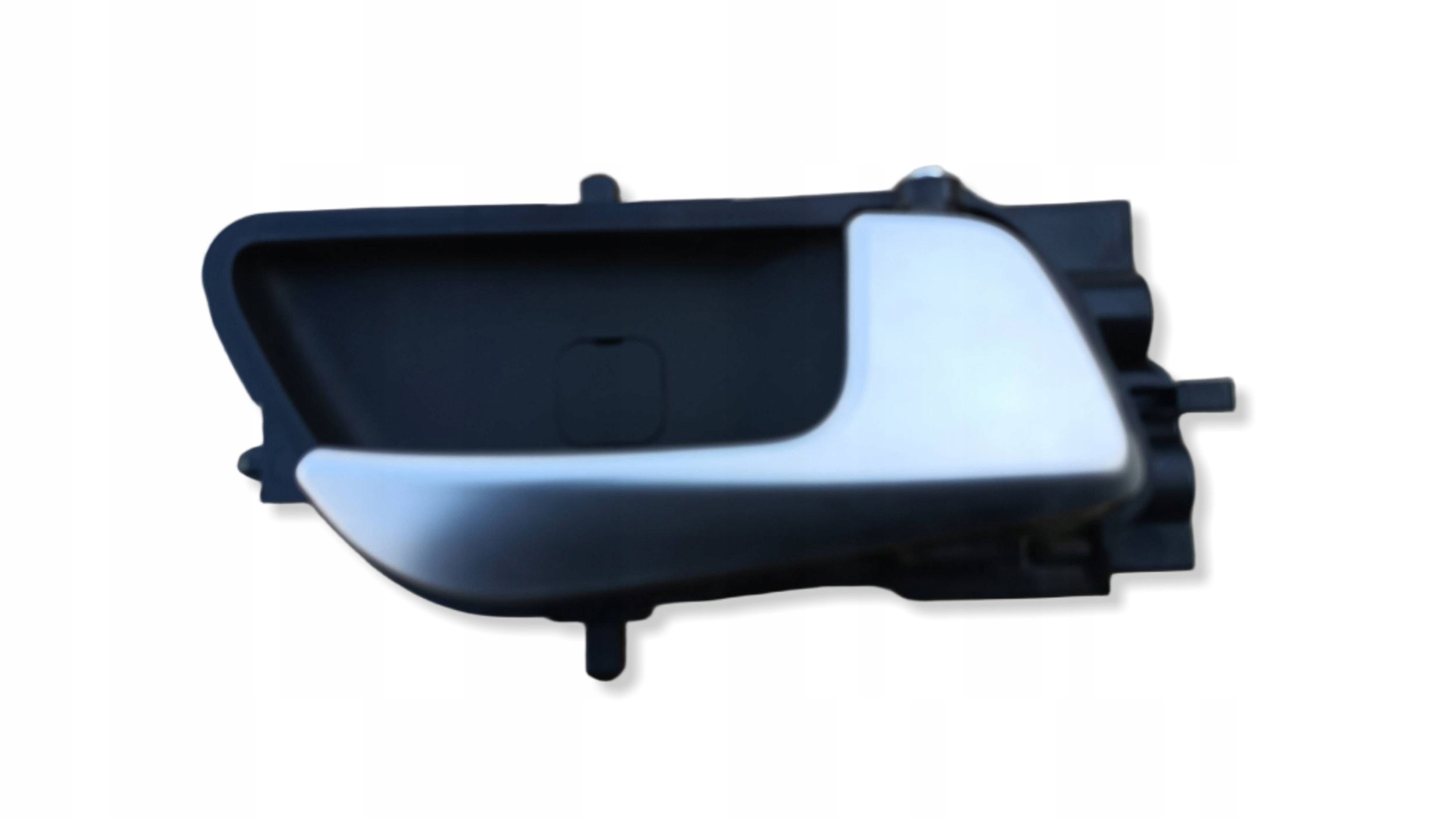HYUNDAI I20 II handle inner right front 82620-C8000 82620-C7000 2014