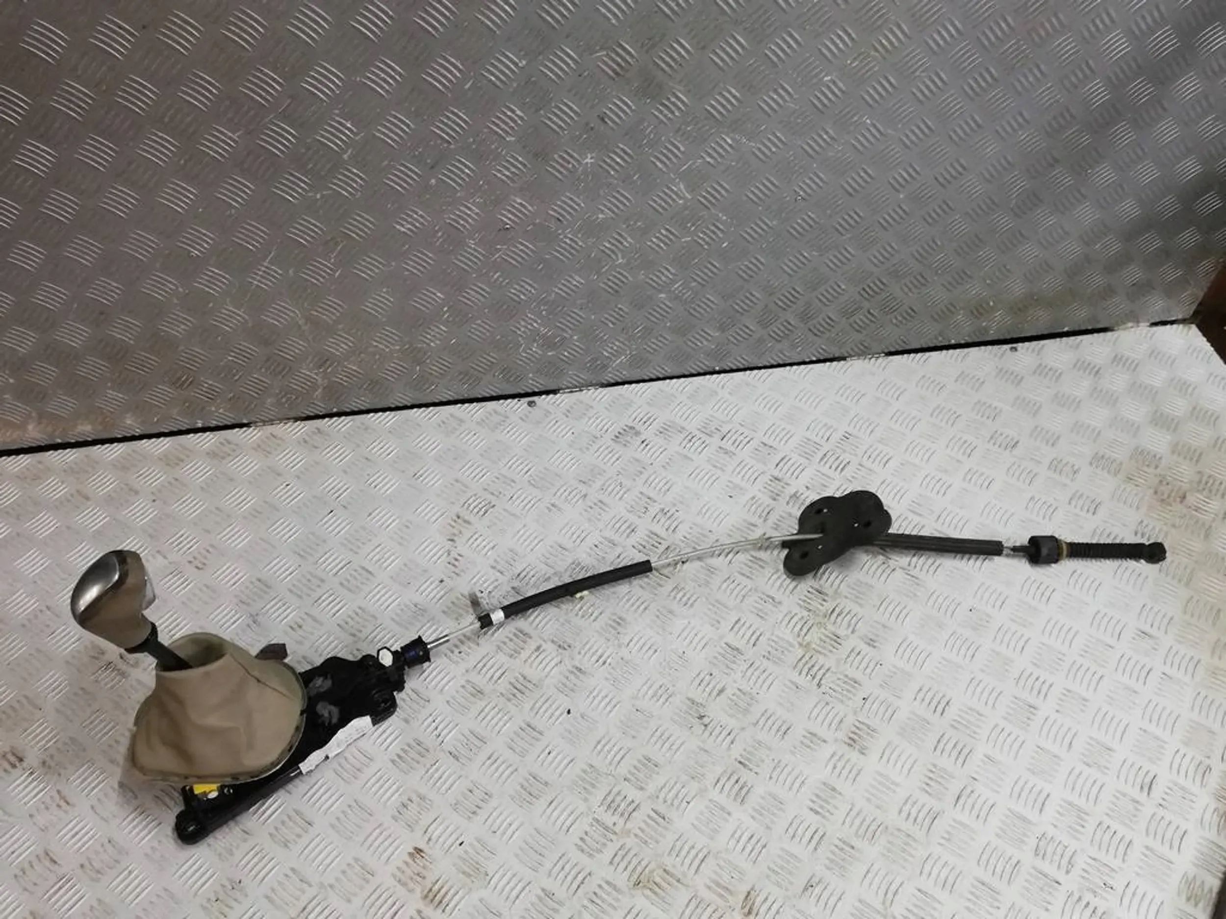 LEWAREK BIEGÓW RENAULT SCENIC III 2.0 16V AUTOMAT 8200792999