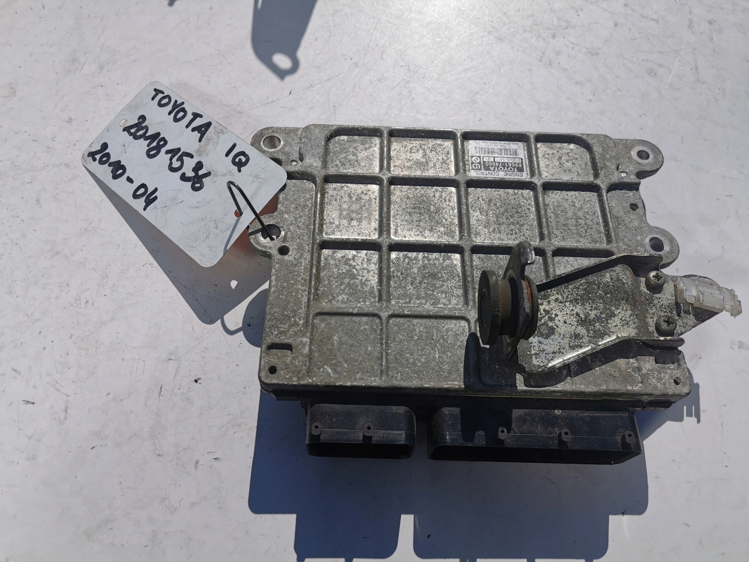 TOYOTA IQ 1.0B 89661-74060 212000-5410 computer EC