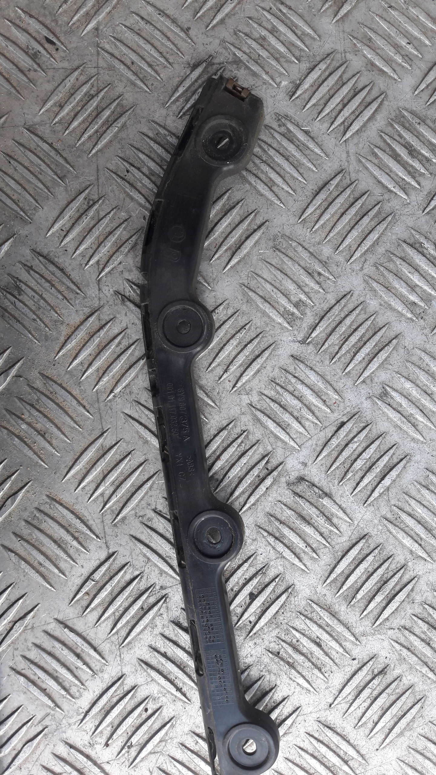 SKODA FABIA and bumper bracket left or right rear part