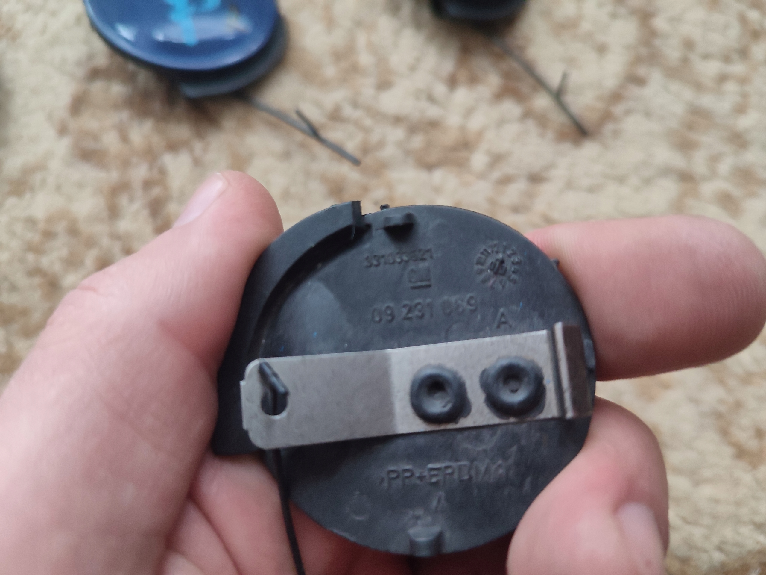 Abschleppöse vorne OPEL CORSA C 09231089