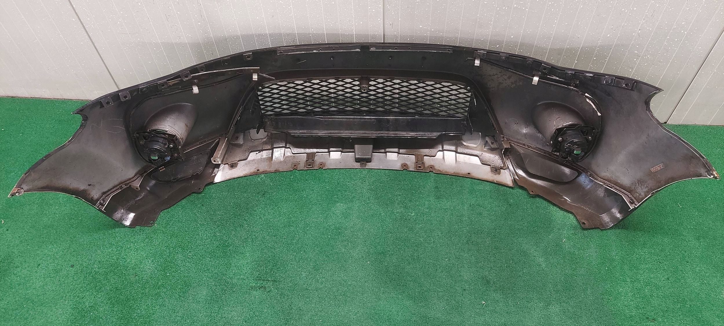 bumper front MITSUBISHI OUTLANDER 06-10 LAK: X42