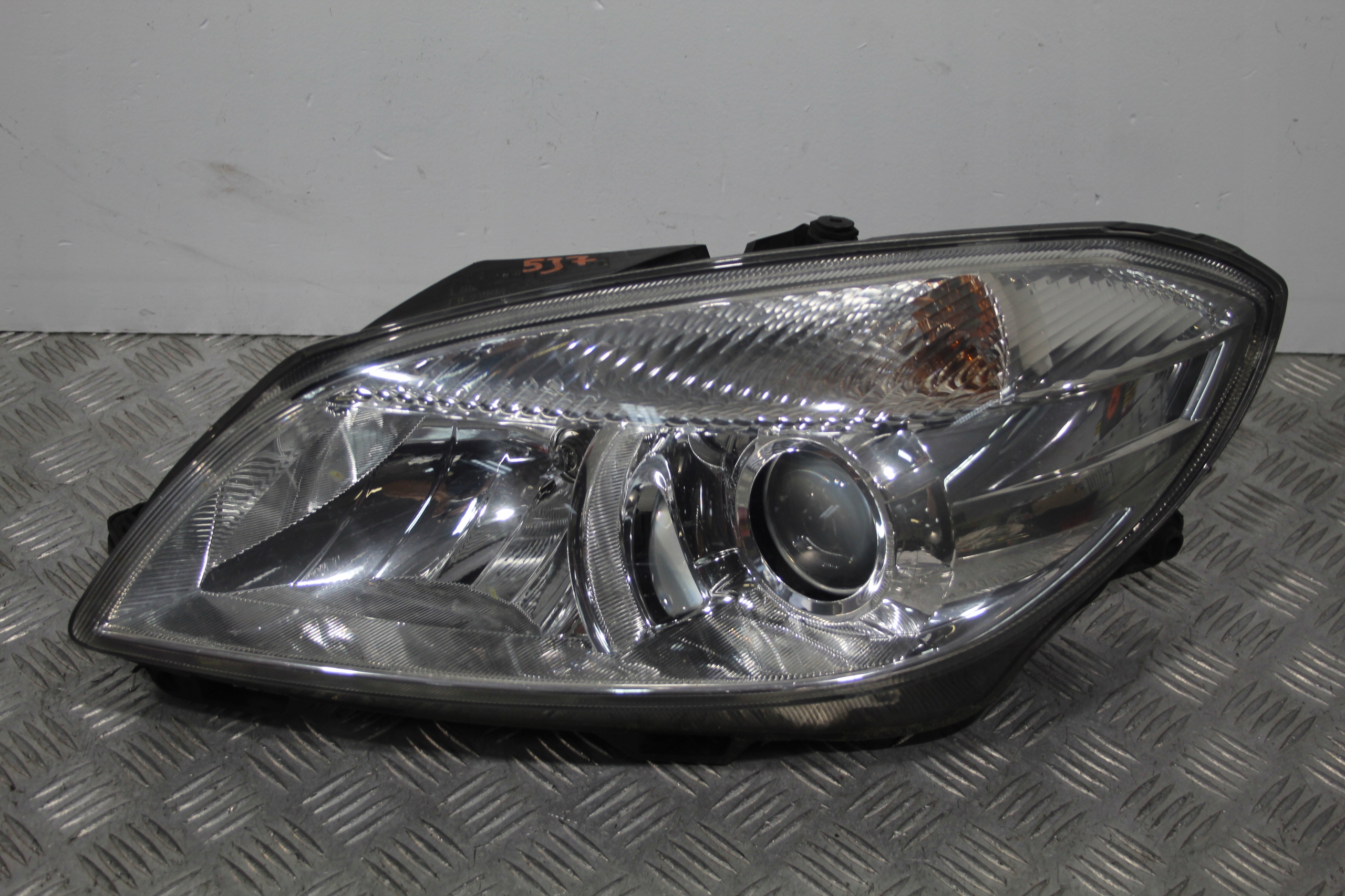 light left front SKODA ROOMSTER LIFT 5J7