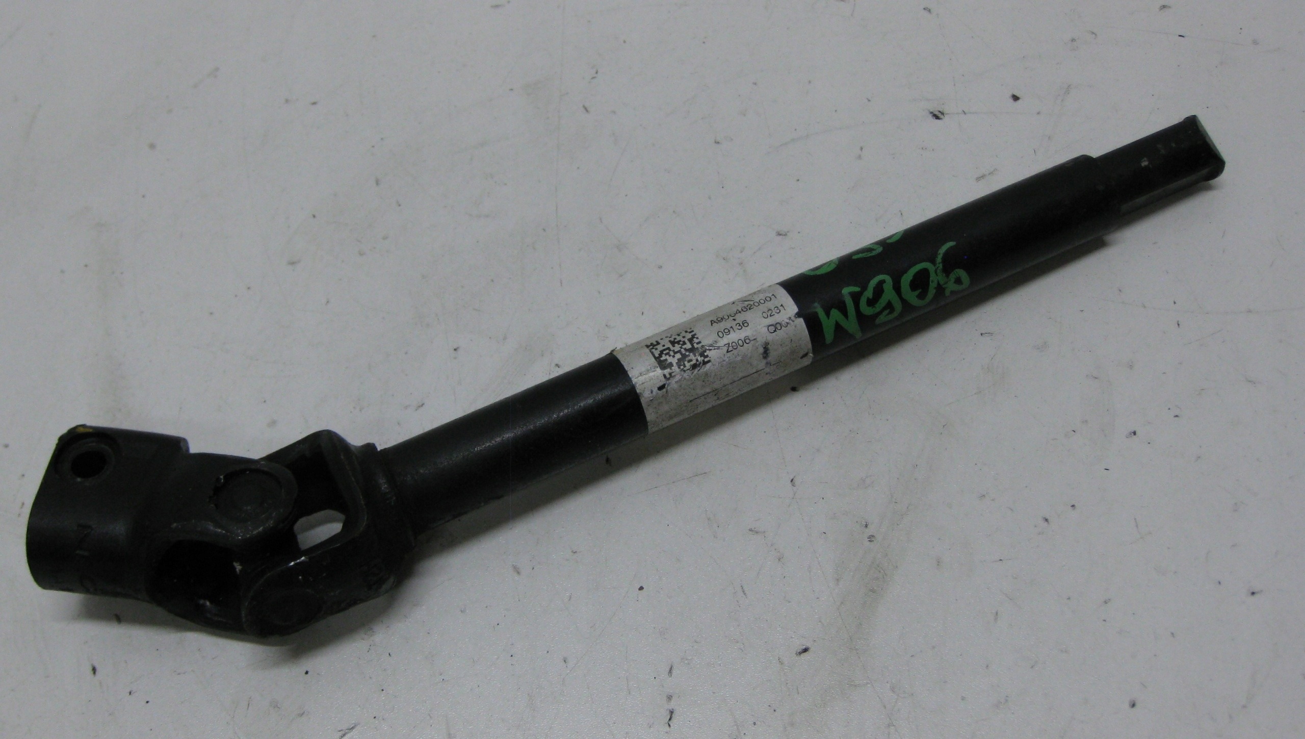 MERCEDES SPRINTER W906 Croix Colonne de direction Volant A9064620001