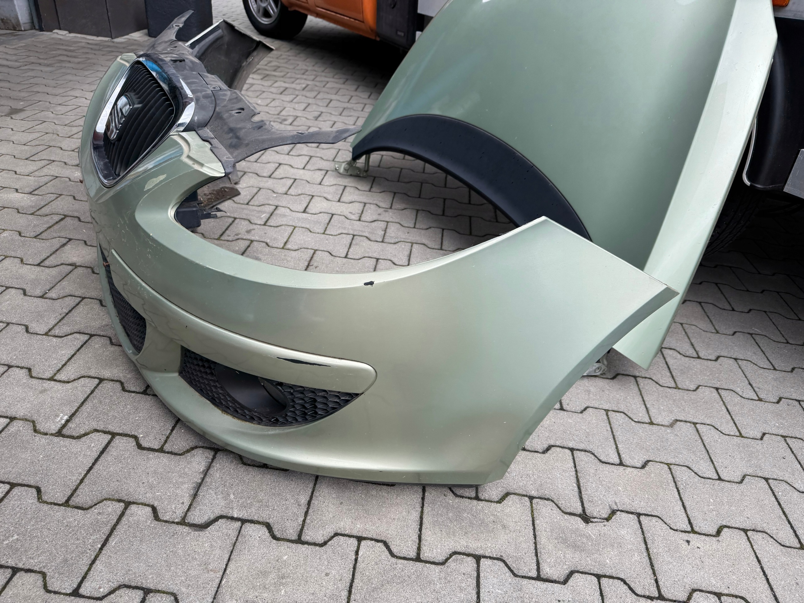 SEAT ALTEA bumper front front complete *LS6R*