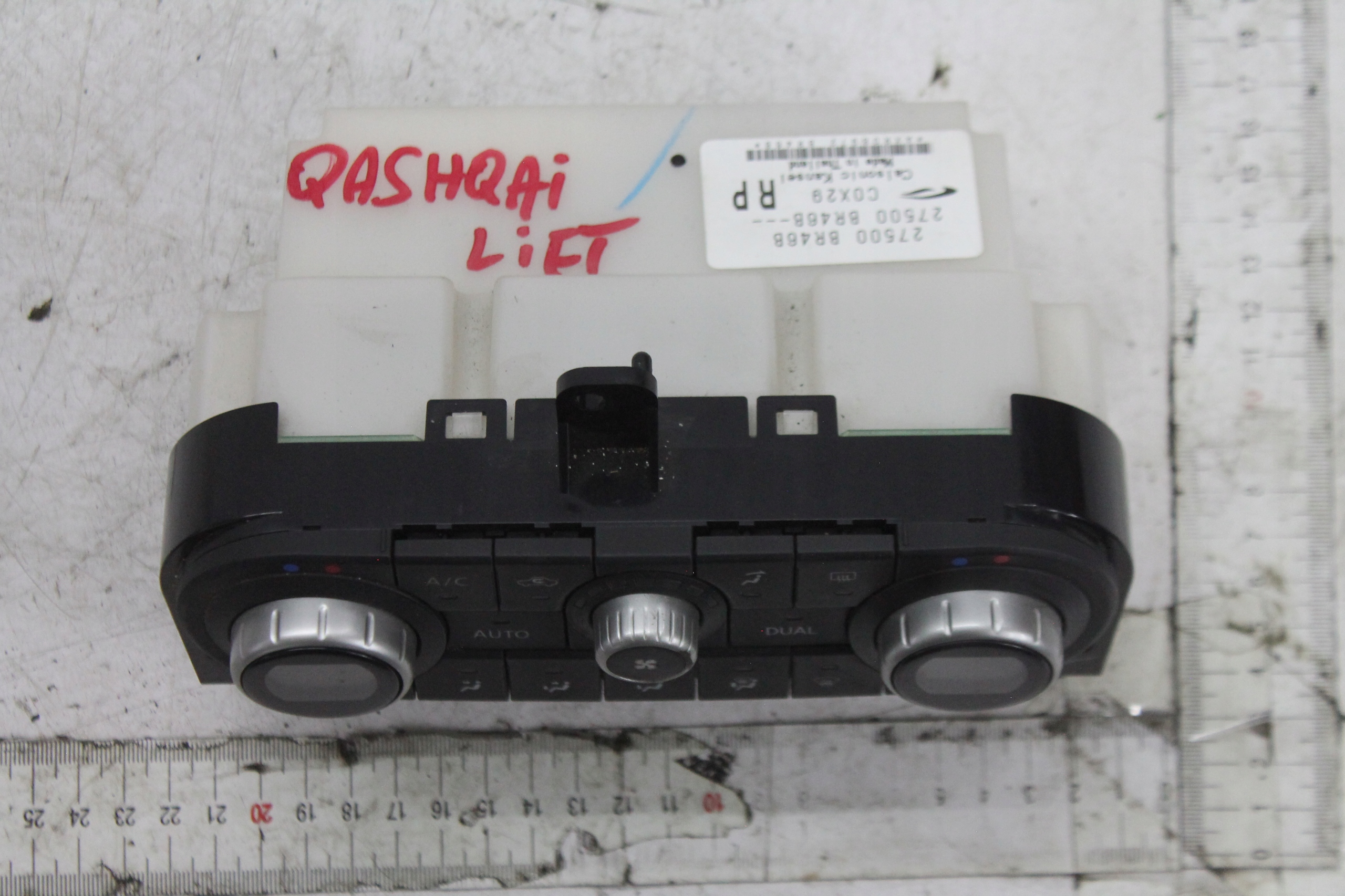 commande de climatisation 27500BR46B QASHQAI J10 LIFT 09