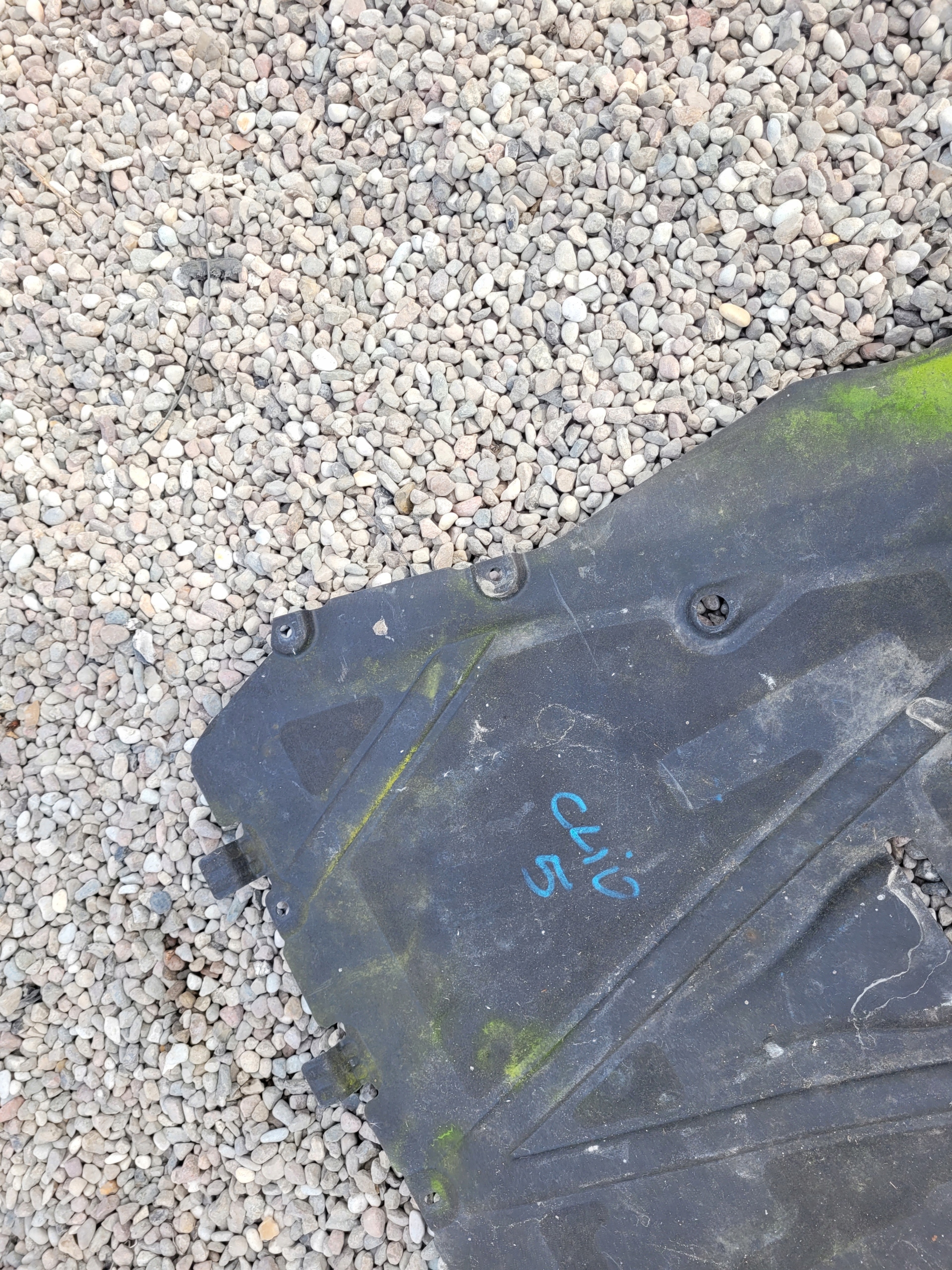 cover below engine RENAULT CLIO V