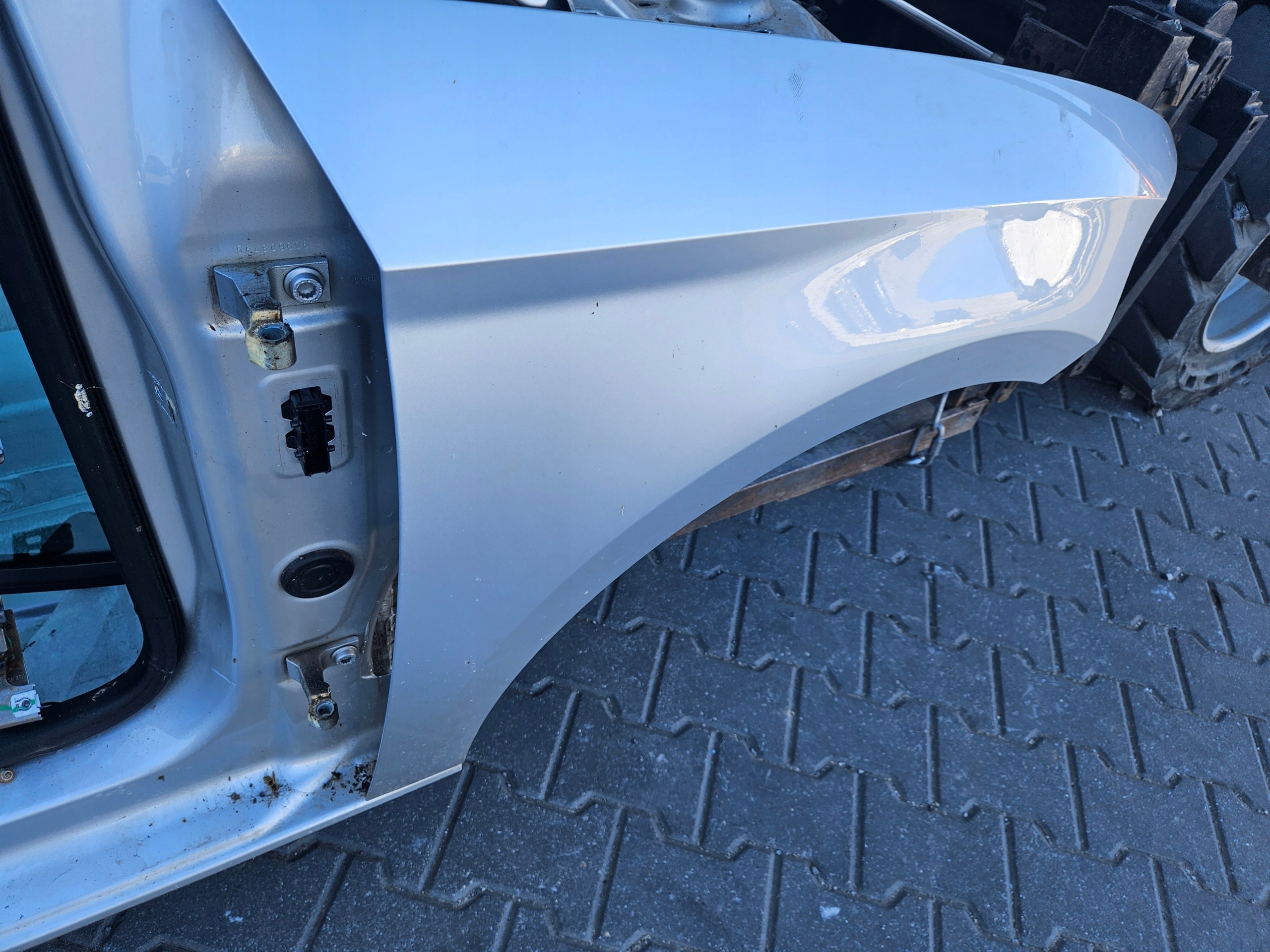 fender right front front SEAT LEON III 3 5F colour LX7W