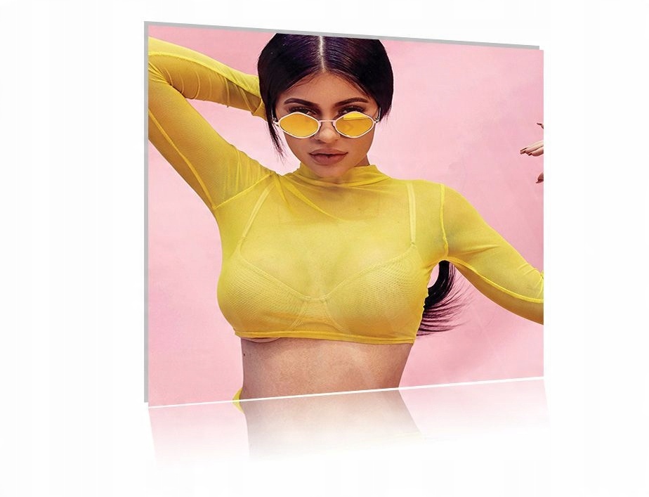 

Obraz szklany na szkle Kylie Jenner 05 30x30