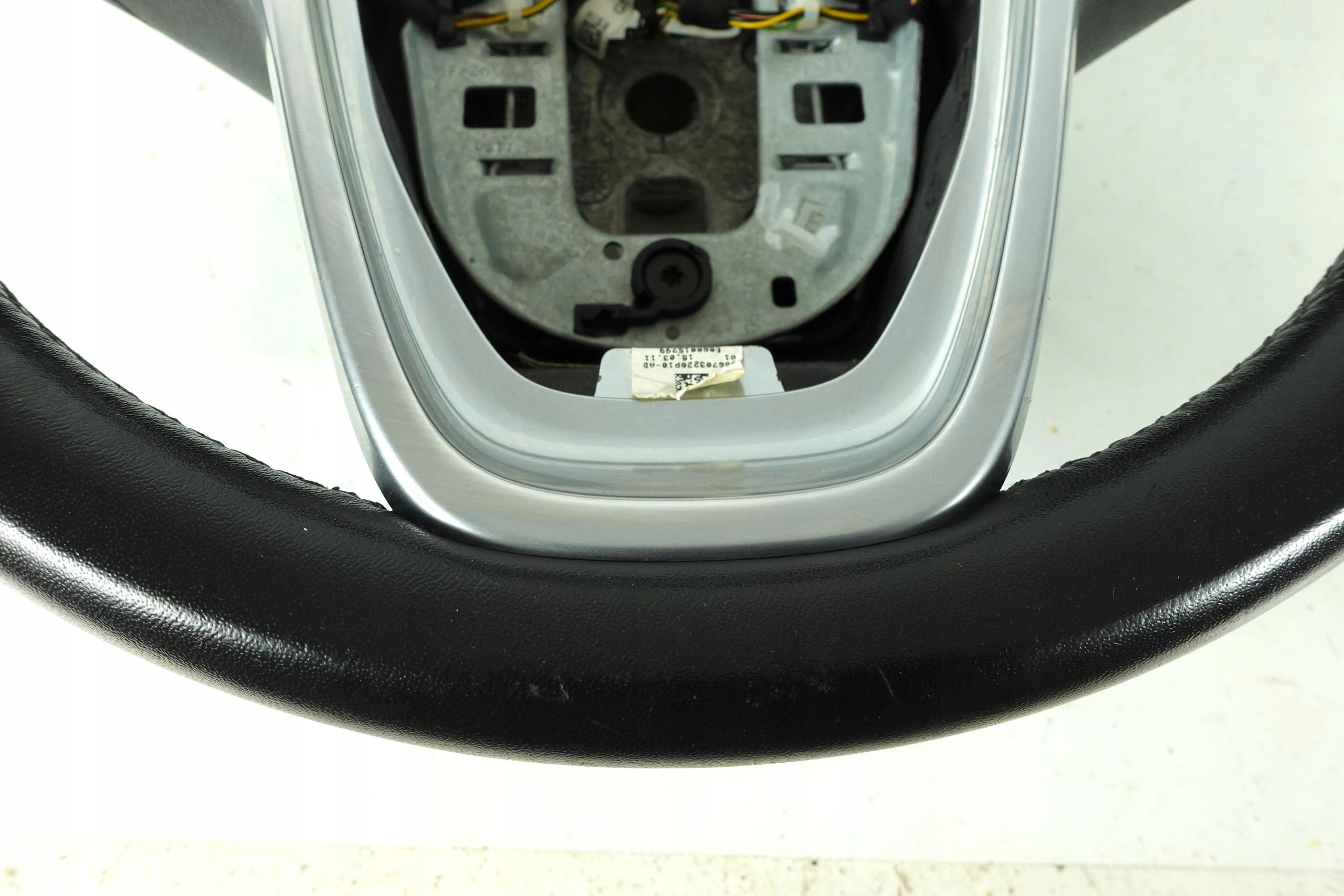 steering wheel, leather leather TEMPOMAT OPEL ASTRA J 4 IV 13351022
