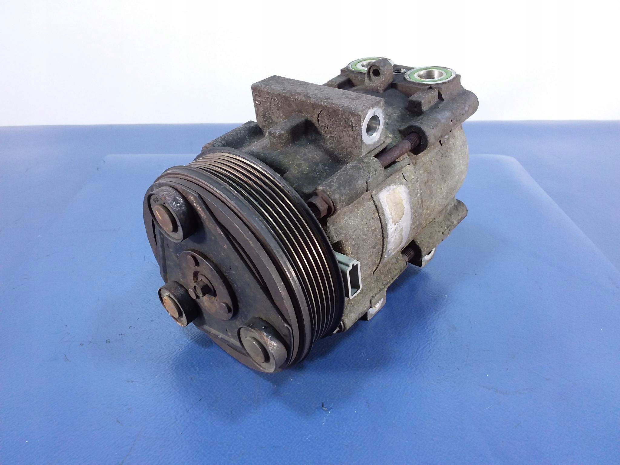 FORD F-150 95-04 4.2 V6 компрессор кондиционера