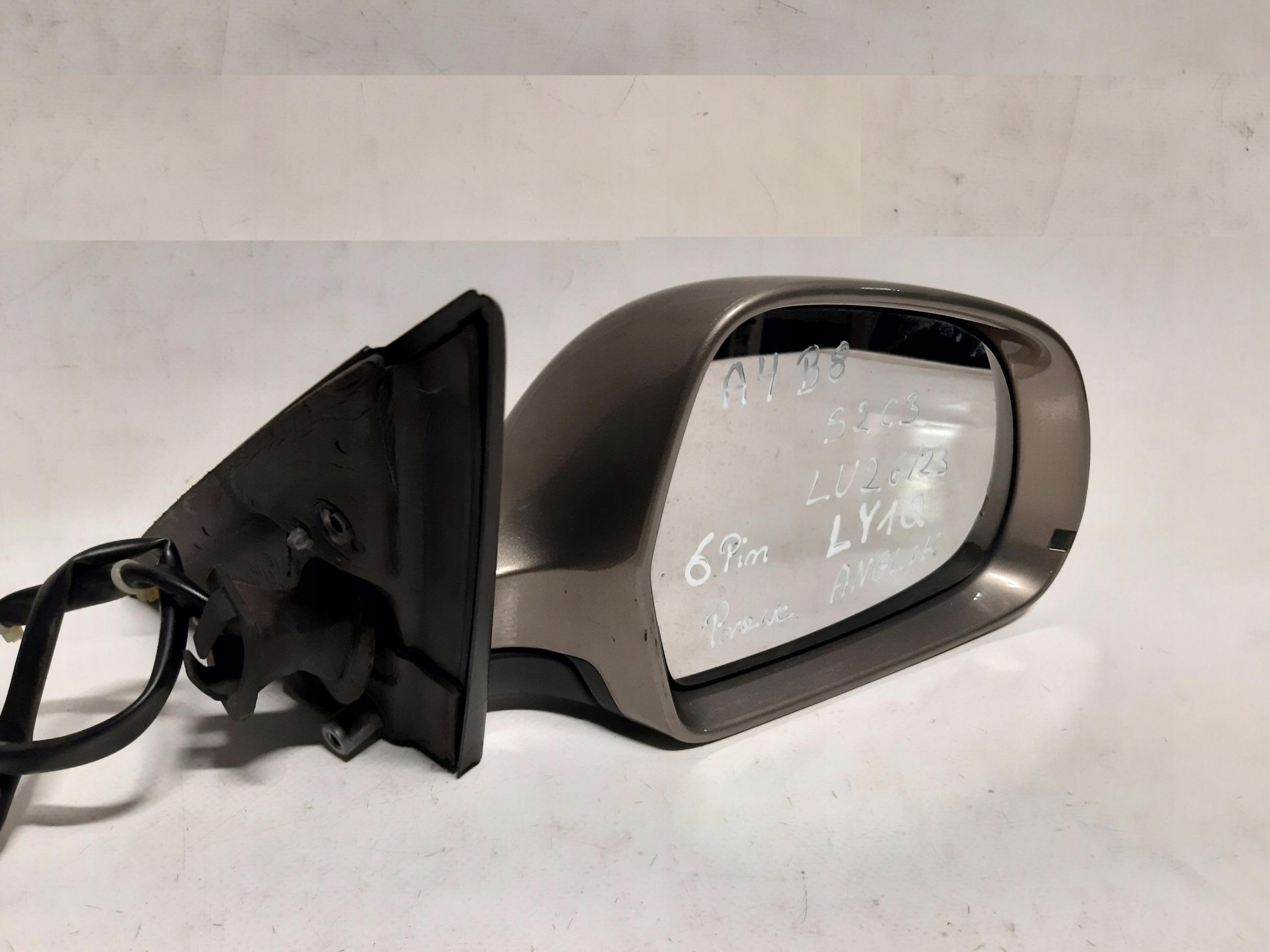 AUDI A4 B8 mirror right LY1Q ANGLIK UK 6 PIN