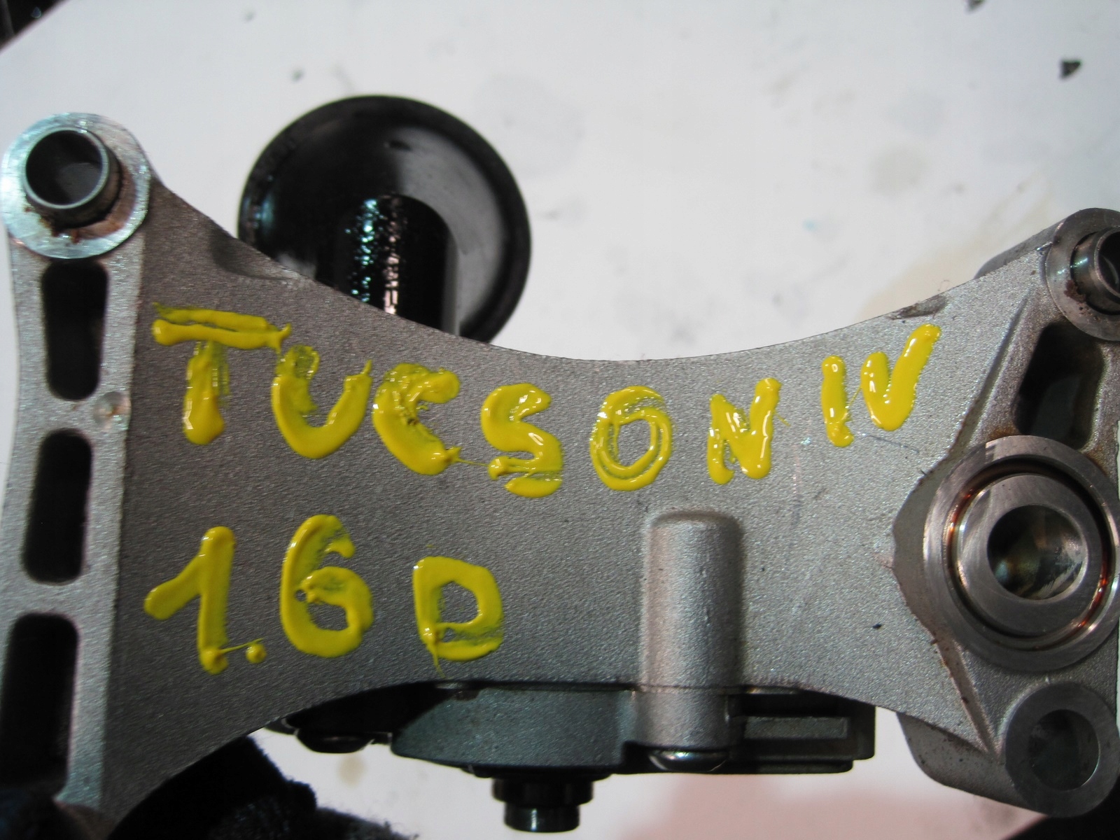 Ölpumpe HYUNDAI TUCSON IV 1,6D 221122U1B2