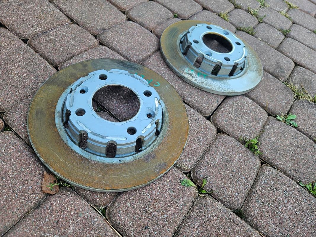 discs rear part rear. komplet small przebieg Opel Corsa F