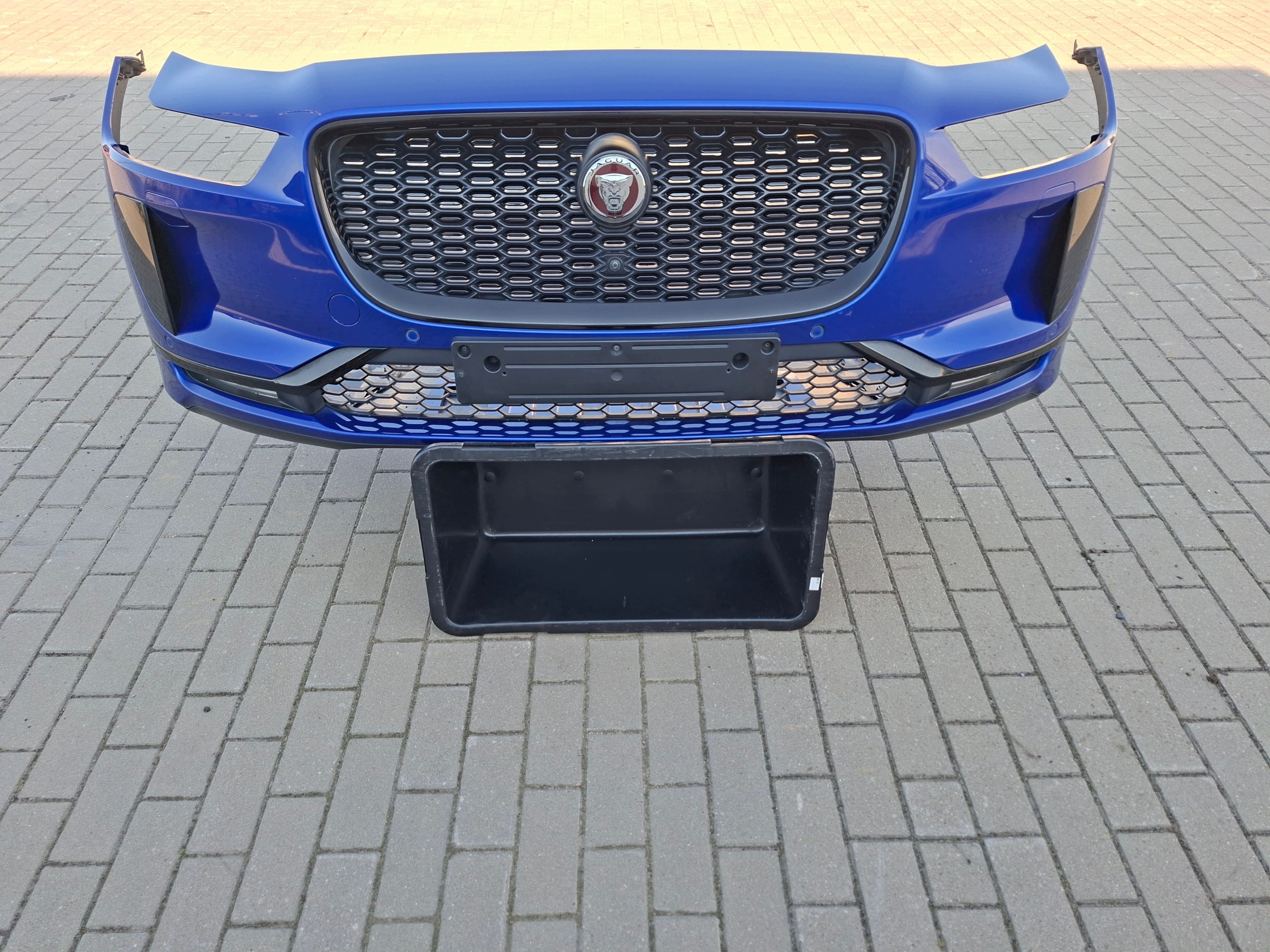 bumper front front complete PDC LED RADAR KAMERA JAGUAR and-PACE X590 JHK
