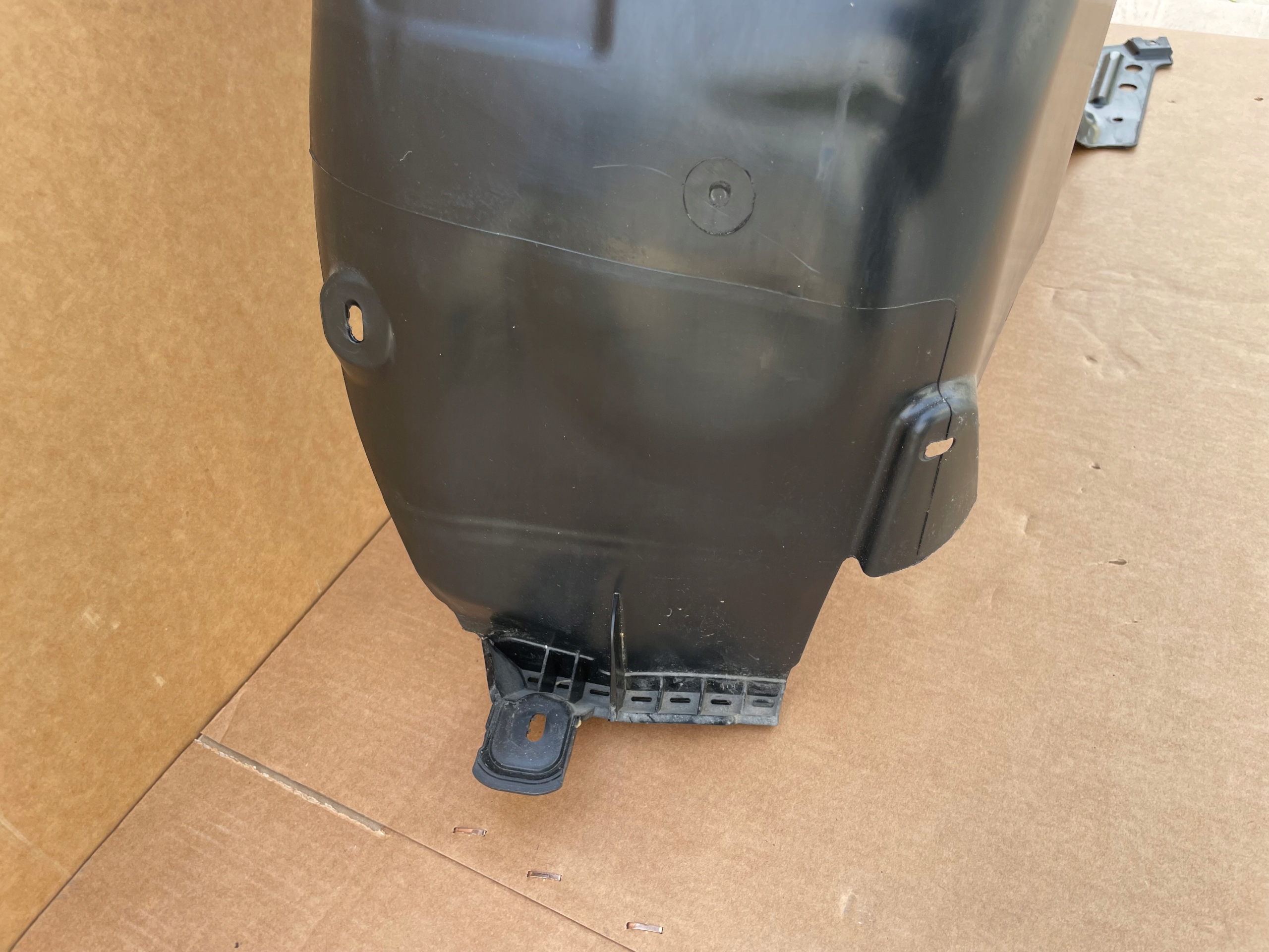 mudguard rear part right AUDI A1 S1 82A810970C as new original