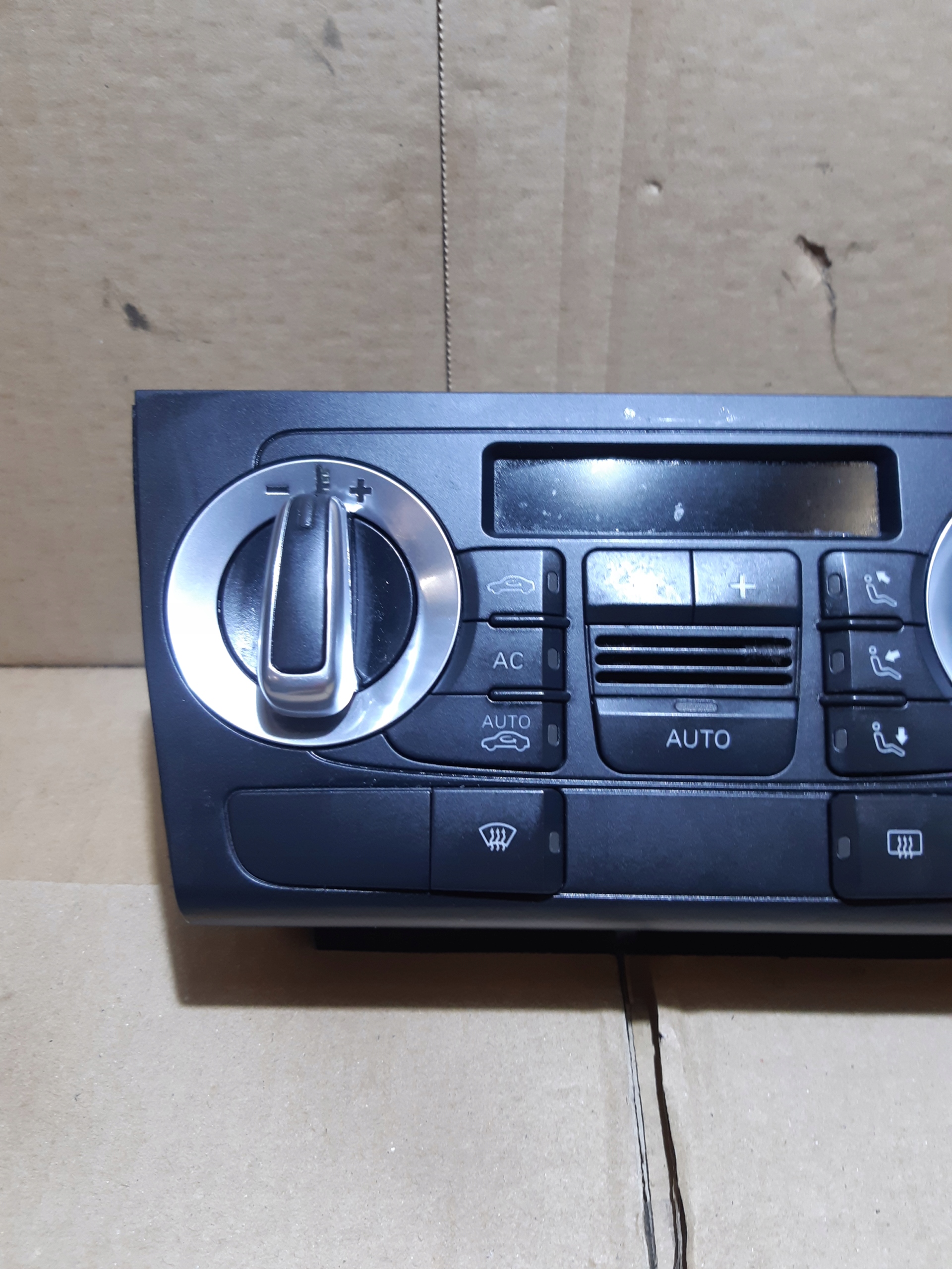 AUDI A3 8P LIFT PANEL klimaanlage des lüfters 8P0820043BG