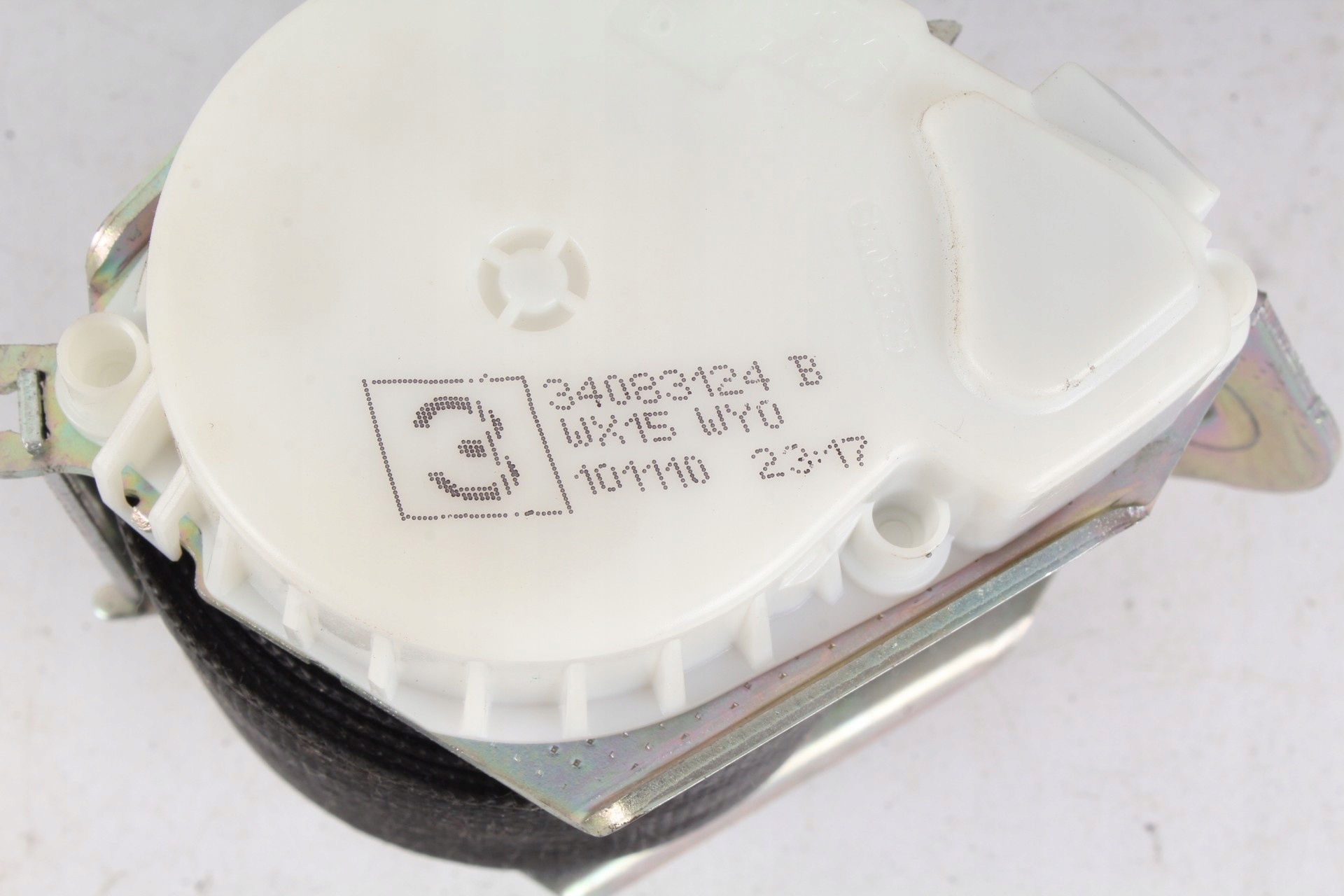 ремень безопасности задний левый FORD Grand c-max 3