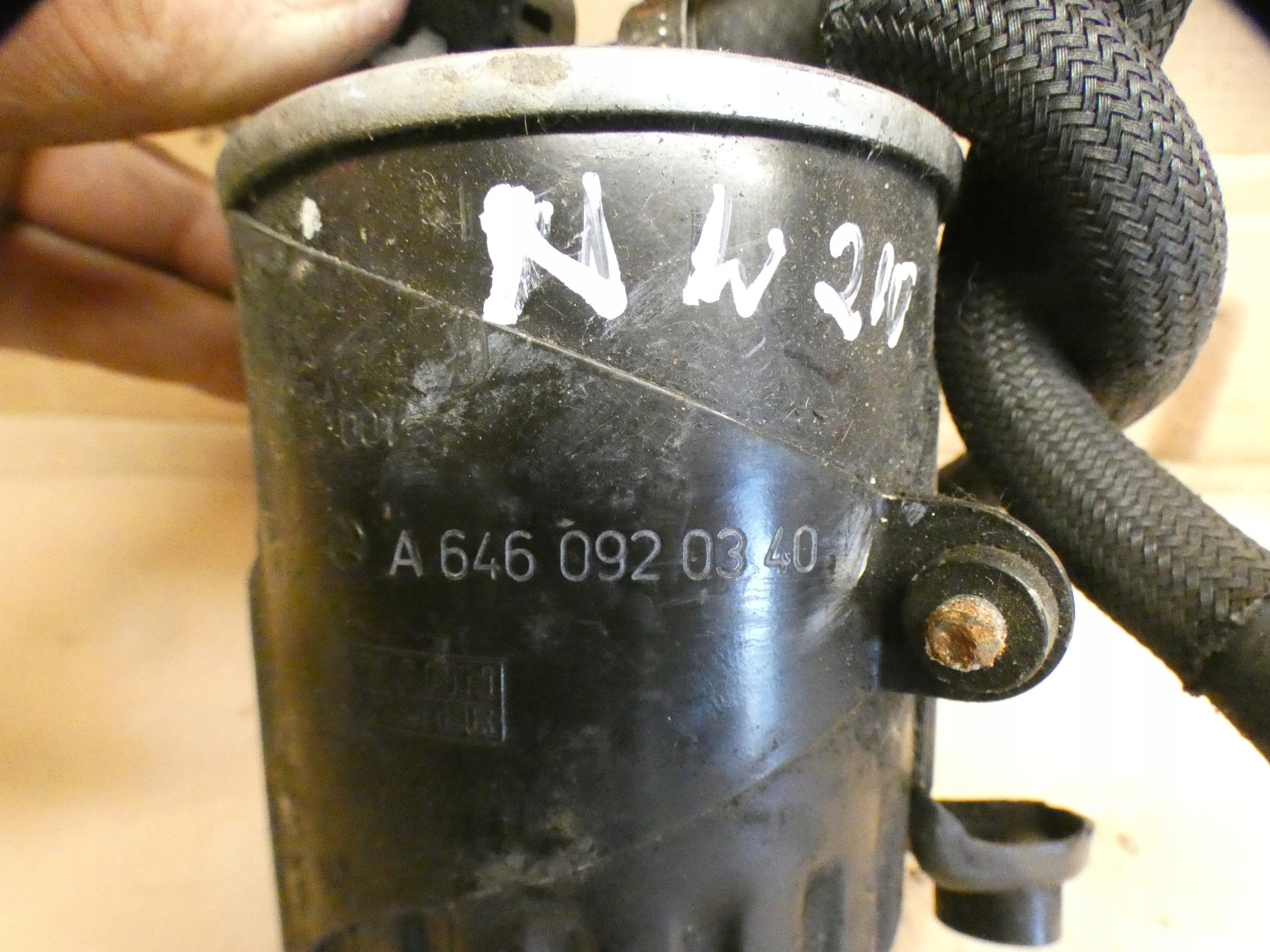 Gehäuse filter des Kraftstoffsbehälters MERCEDES-BENZ S W220 320 CDI