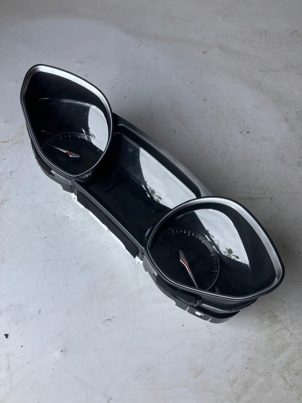 dials dials PEUGEOT 308 T9 1.2 THP 9809139380