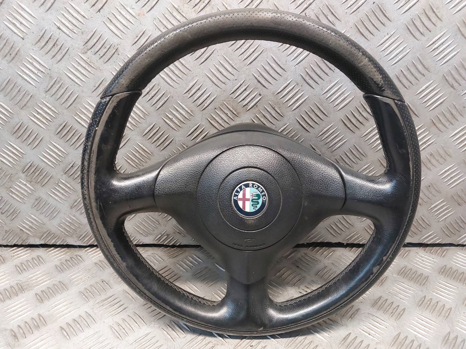 KIEROWNICA + PODUSZKA ALFA ROMEO 147 I 735289920