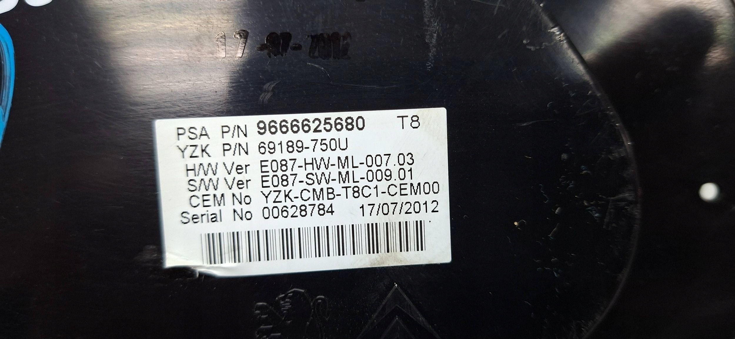 dials 9666625680 PEUGEOT 5008 1.6 HDI 2009