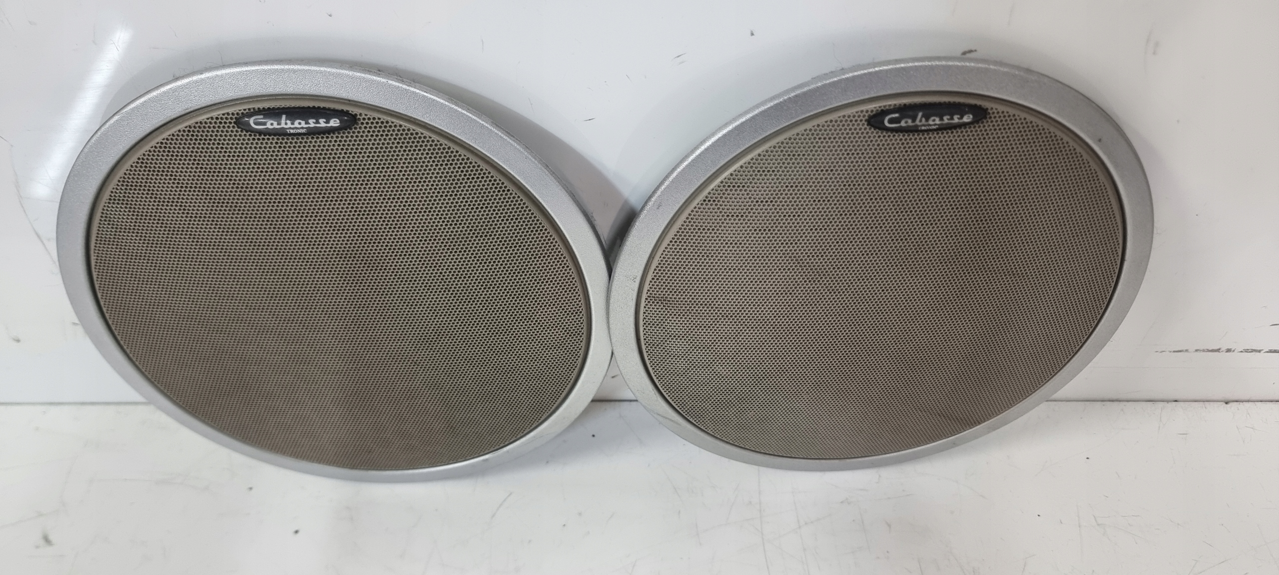 KRATKA GŁOŚNIKA OSŁONA PRZÓD TYŁ LEWA PRAWA RENAULT ESPACE IV LIFT CABASSE Producent części Renault OE