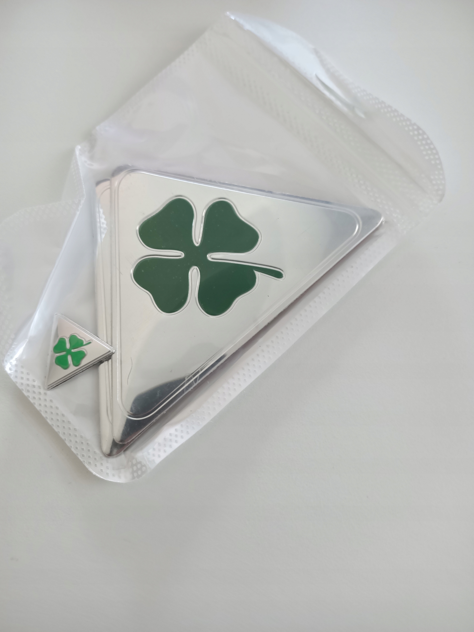 

Znaczek Emblemat Logo Qv Quadrifoglio Alfa Romeo