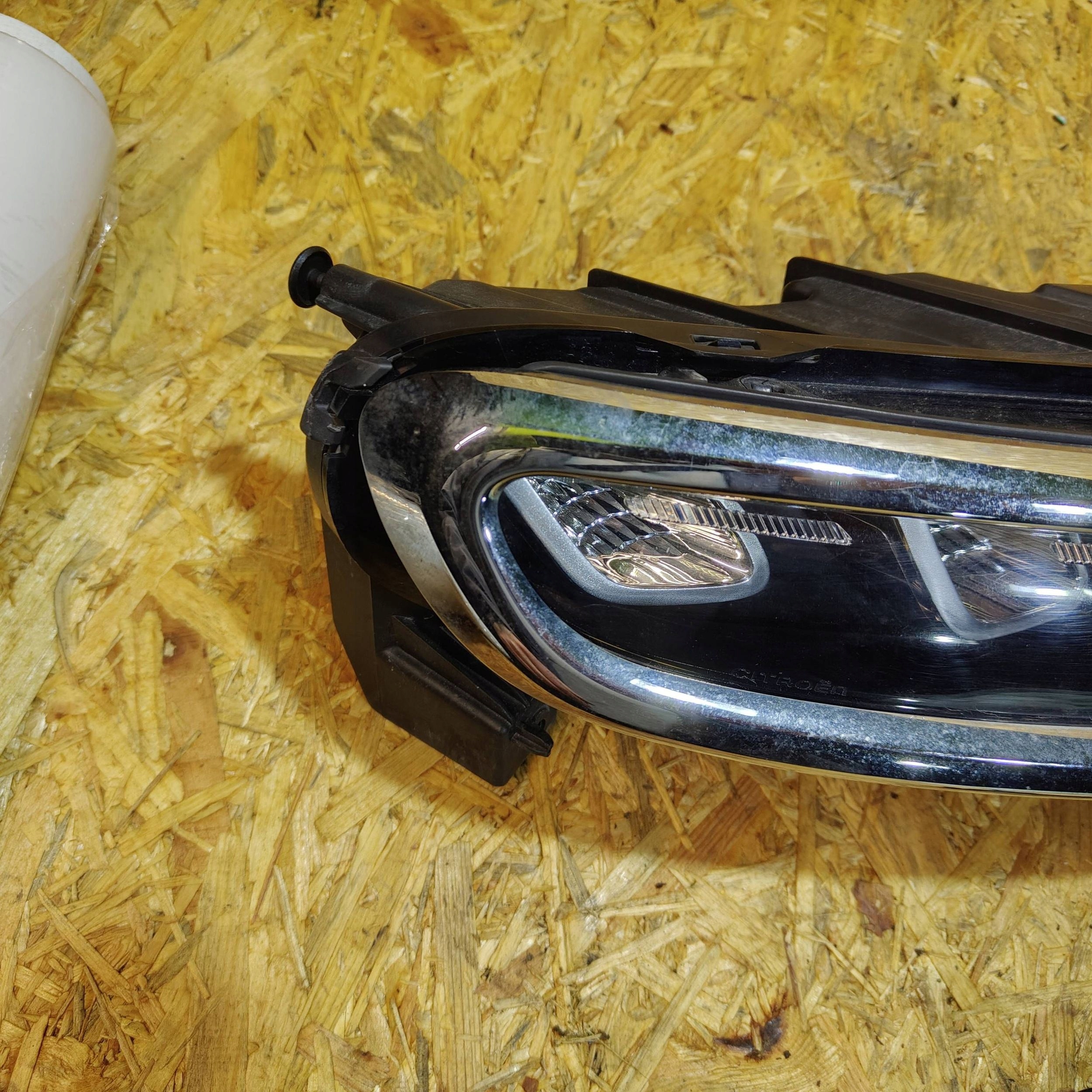 daytime running lights front side right Citroen C3 Aircross 9822790280