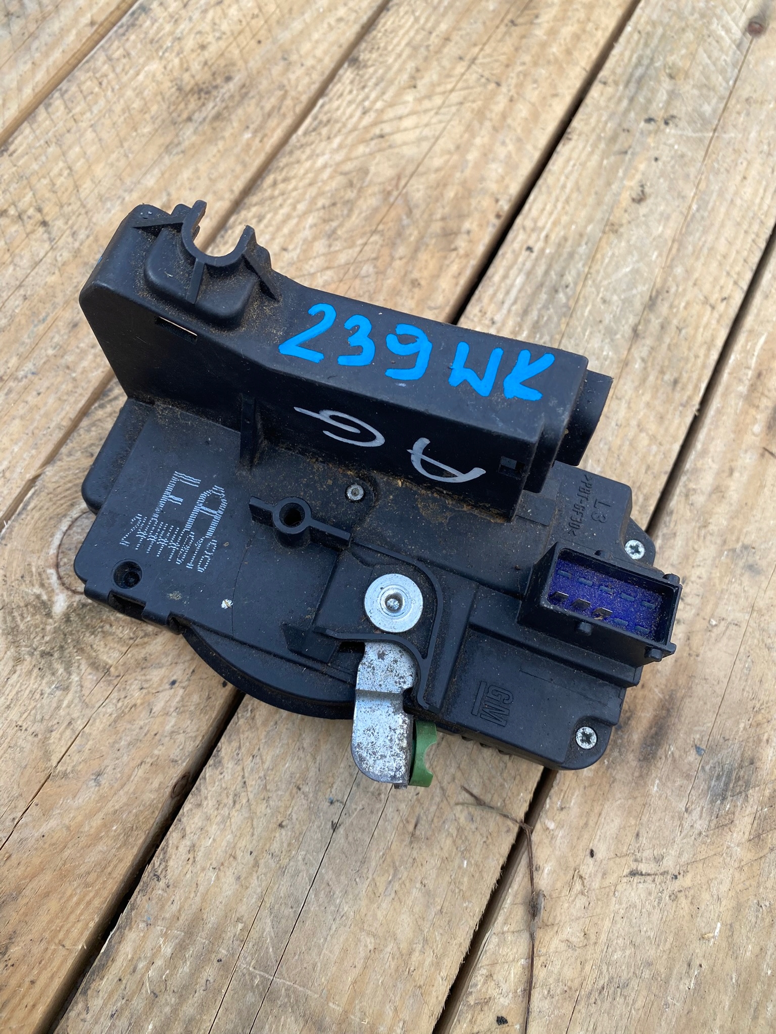 lock door left front OPEL ZAFIRA A FA 24444018 3 PIN