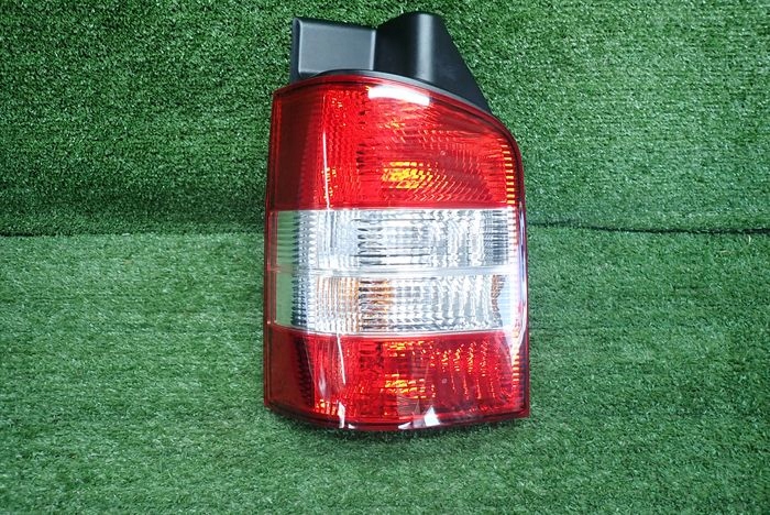 VW T5 03-15 light left rear rear part