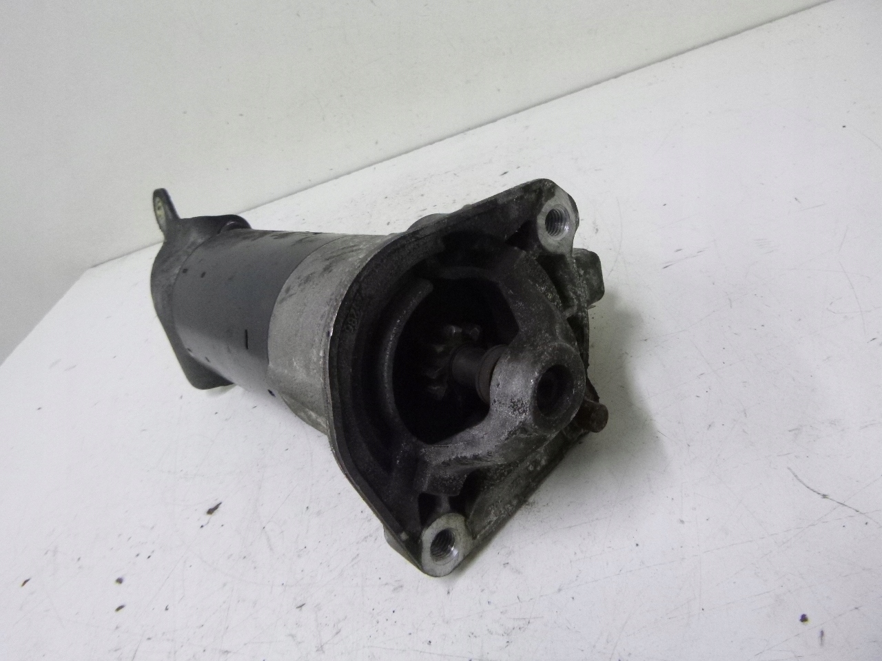 starter Volvo V70 2.4 AUTOMAT 99R.