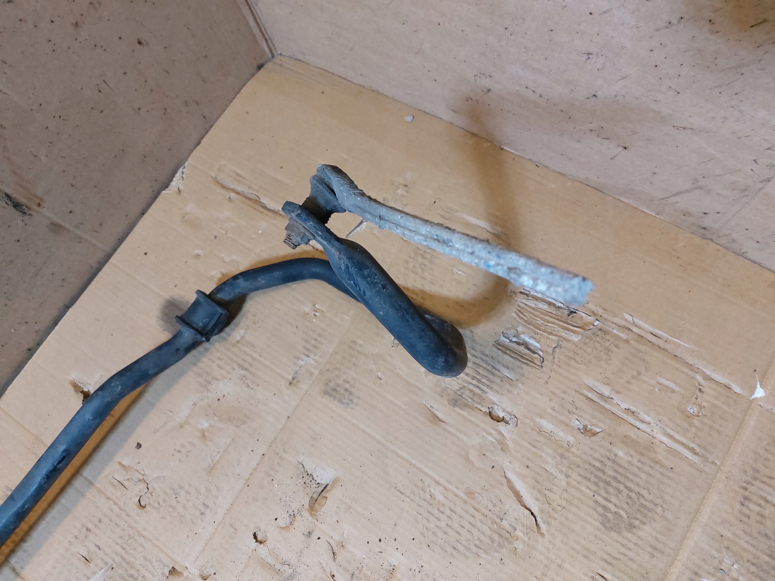 Mercedes B klasa W245 stabilizer rod front A1693230965